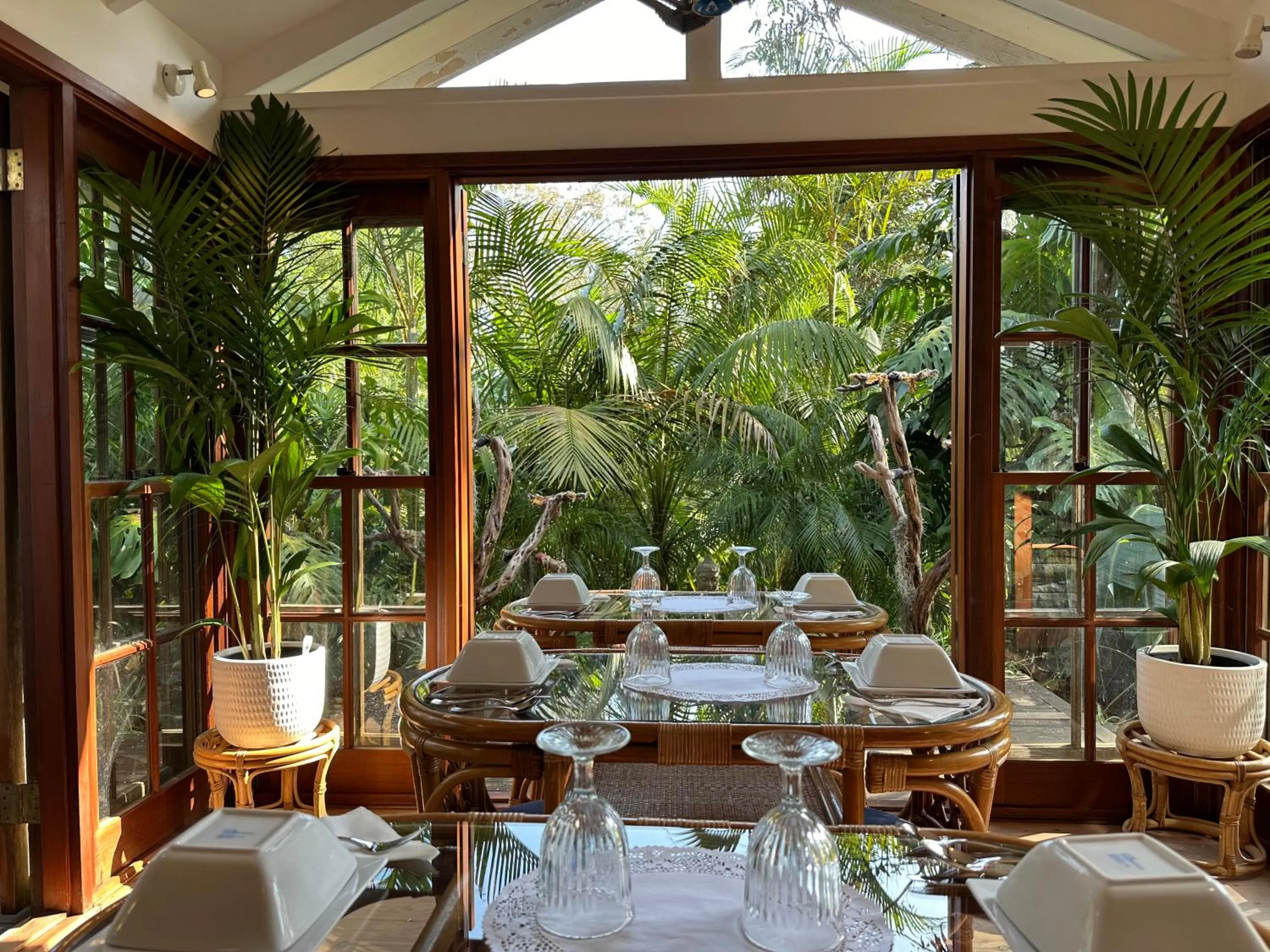 Breakfast in Palm Beach Bed & Breakfast