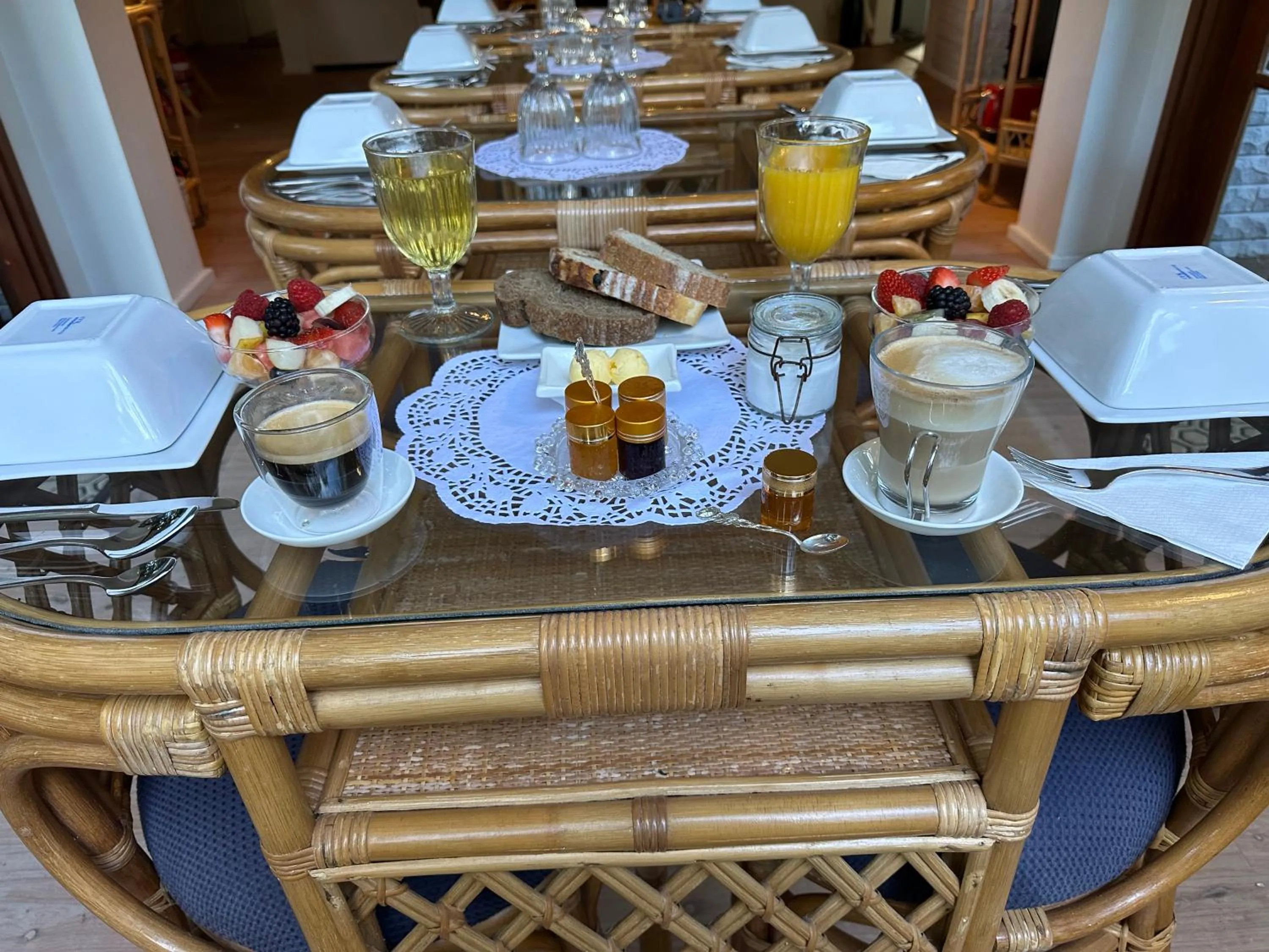Continental breakfast in Palm Beach Bed & Breakfast