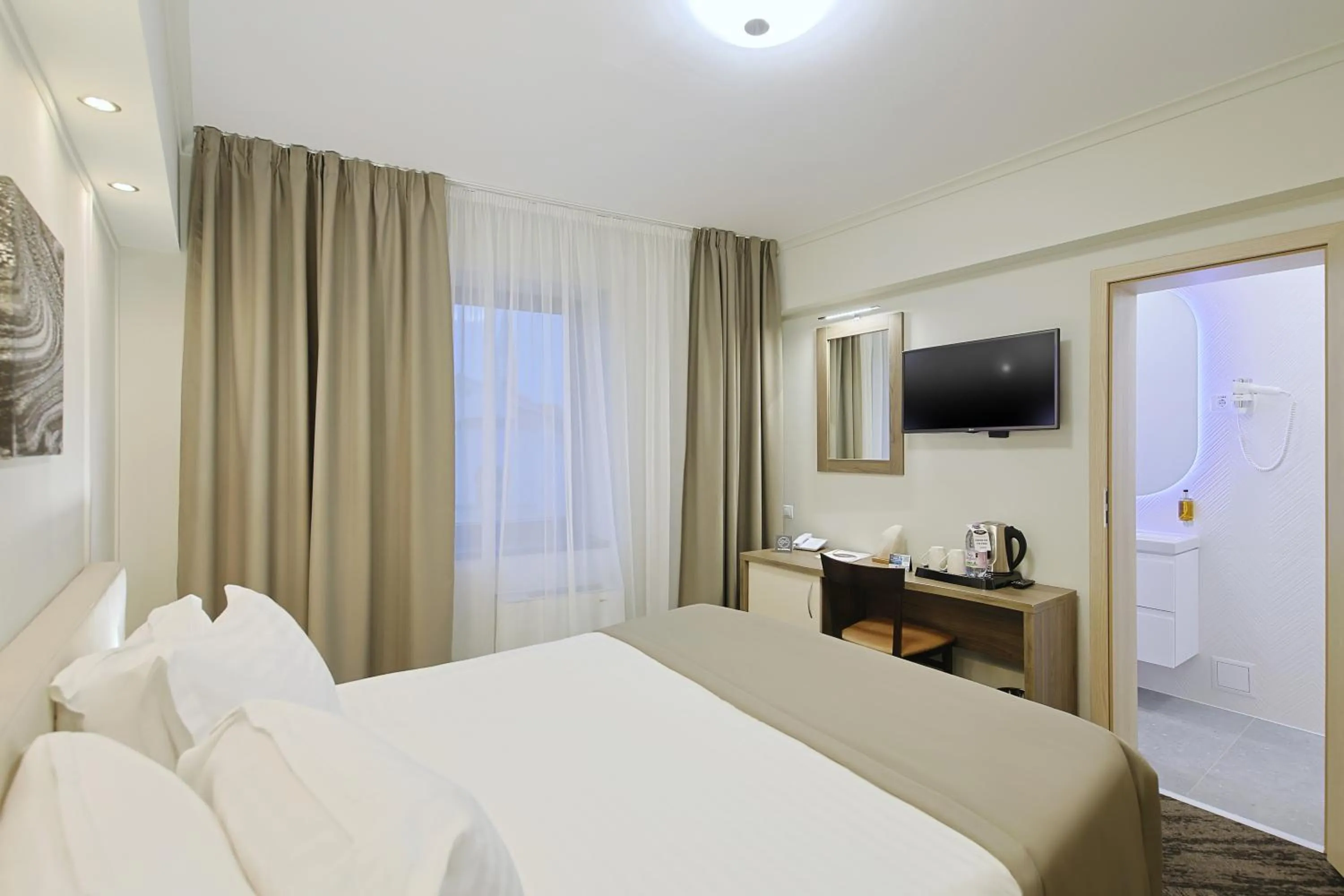 Bed in Potaissa Hotel