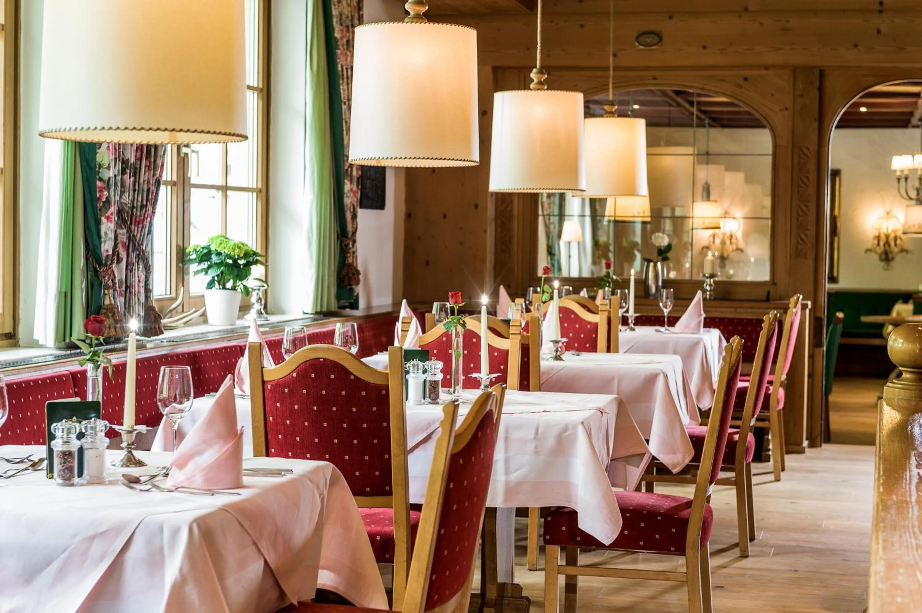 Restaurant/places to eat in Landhotel Römerhof