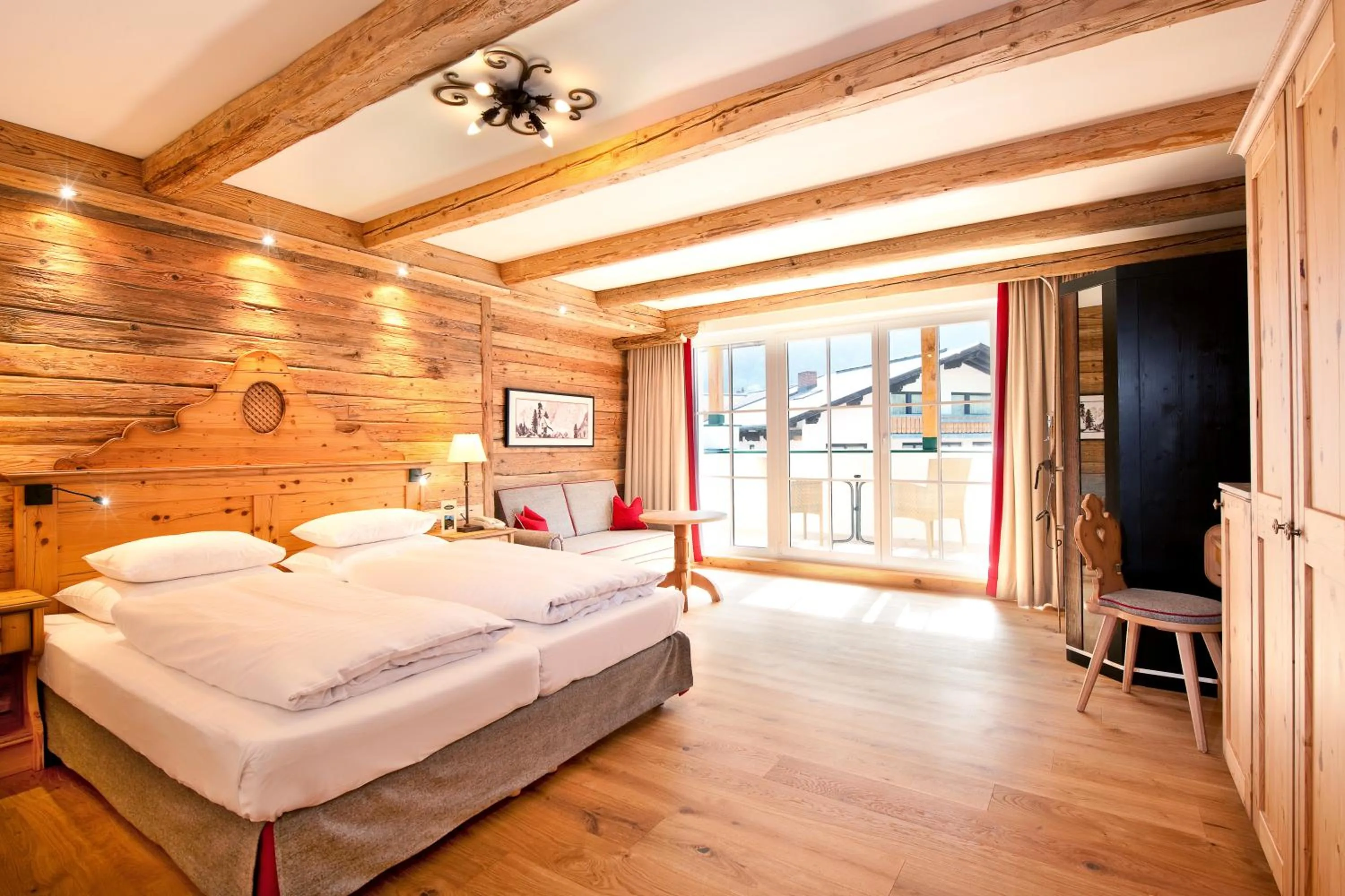 Bedroom, Bed in Landhotel Römerhof