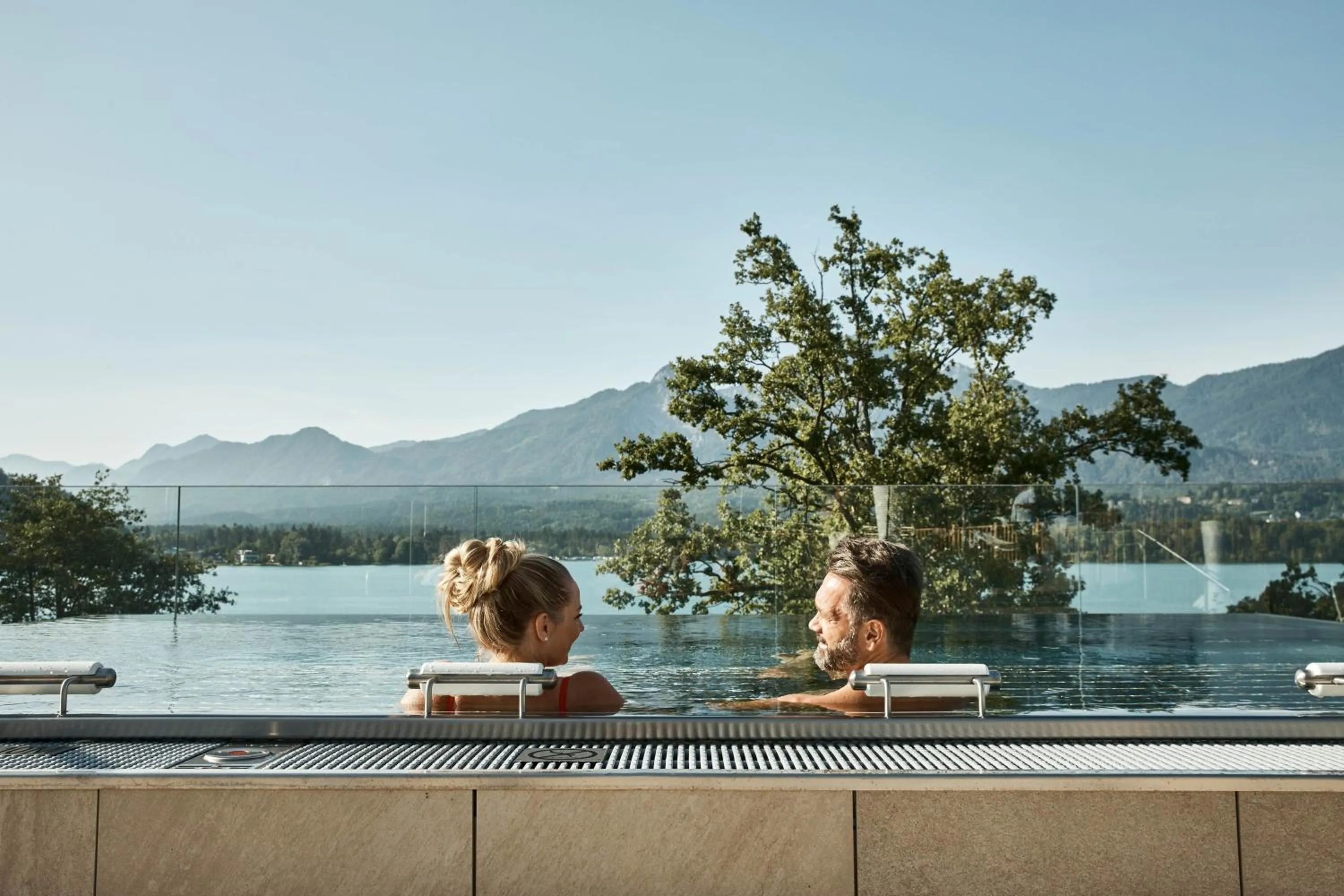 Pool view in Hotel Karnerhof