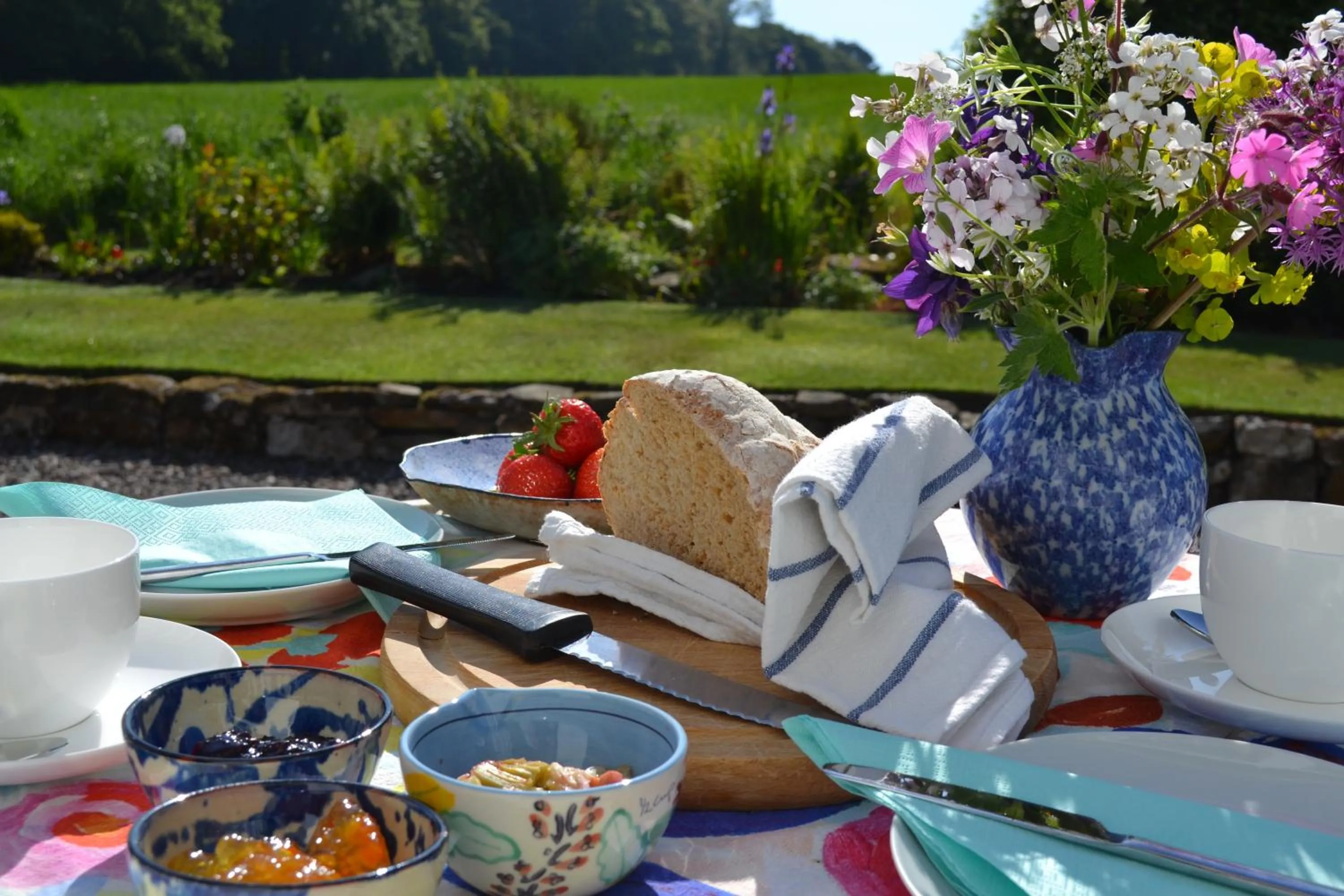 Garden in Balmungo Cottage B&B