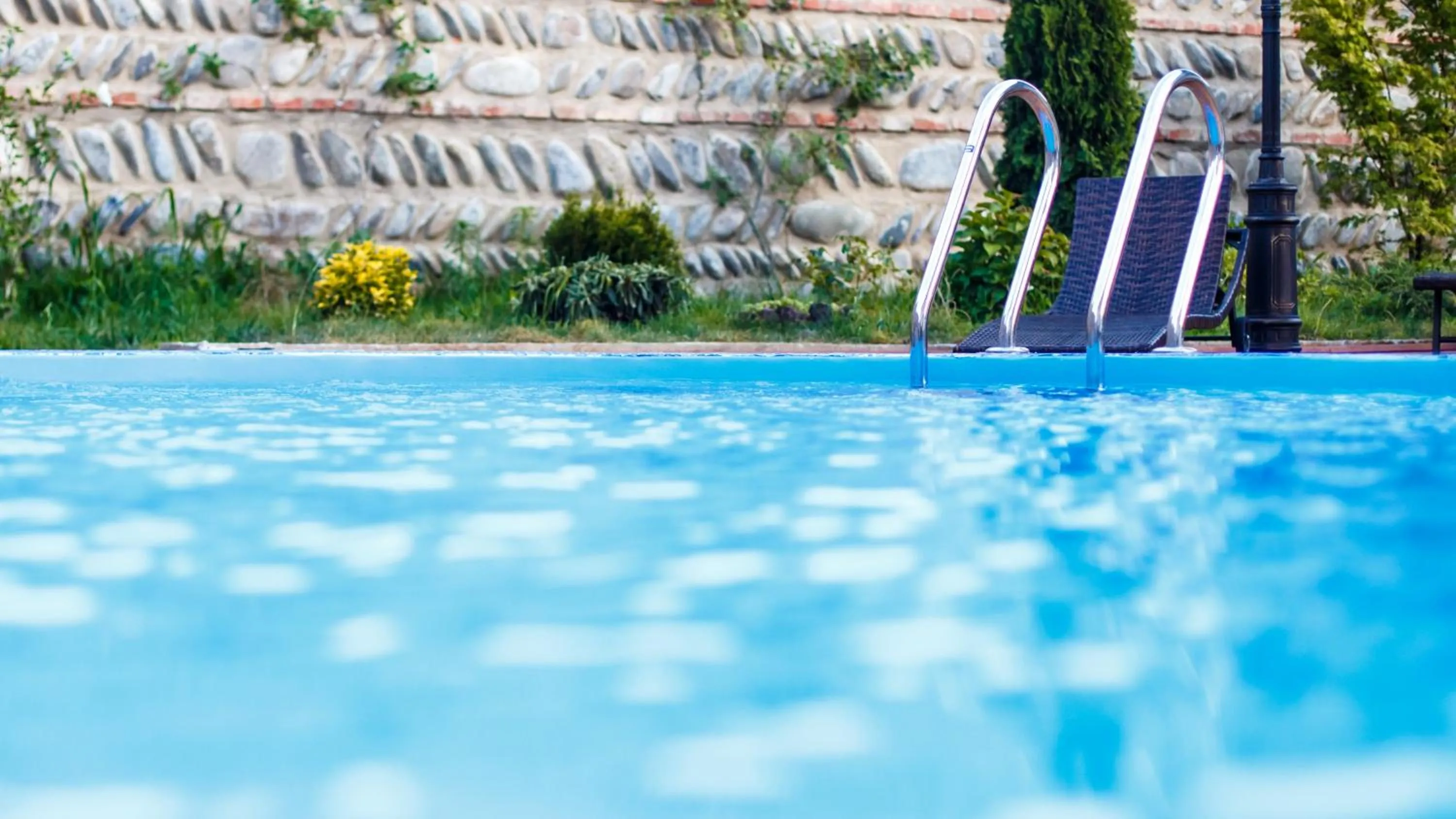 Swimming pool in Hotel Gino Wellness Mtskheta