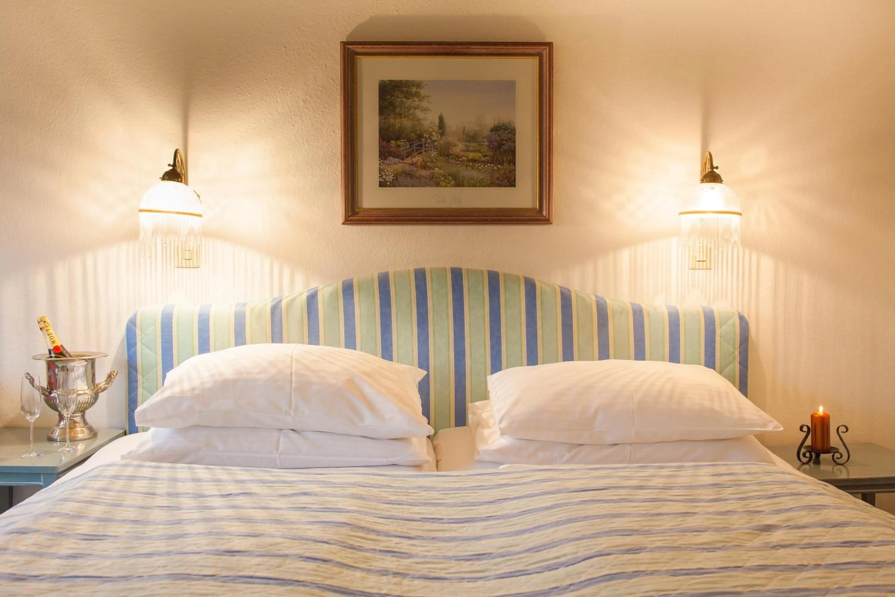 Bedroom, Bed in Hotel St. Georg