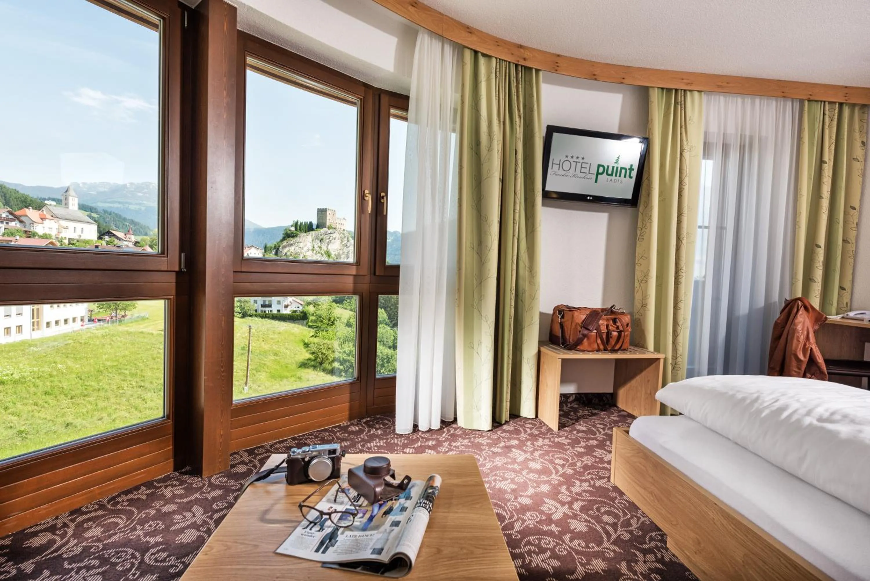 Photo of the whole room, Bed in Hotel Puint