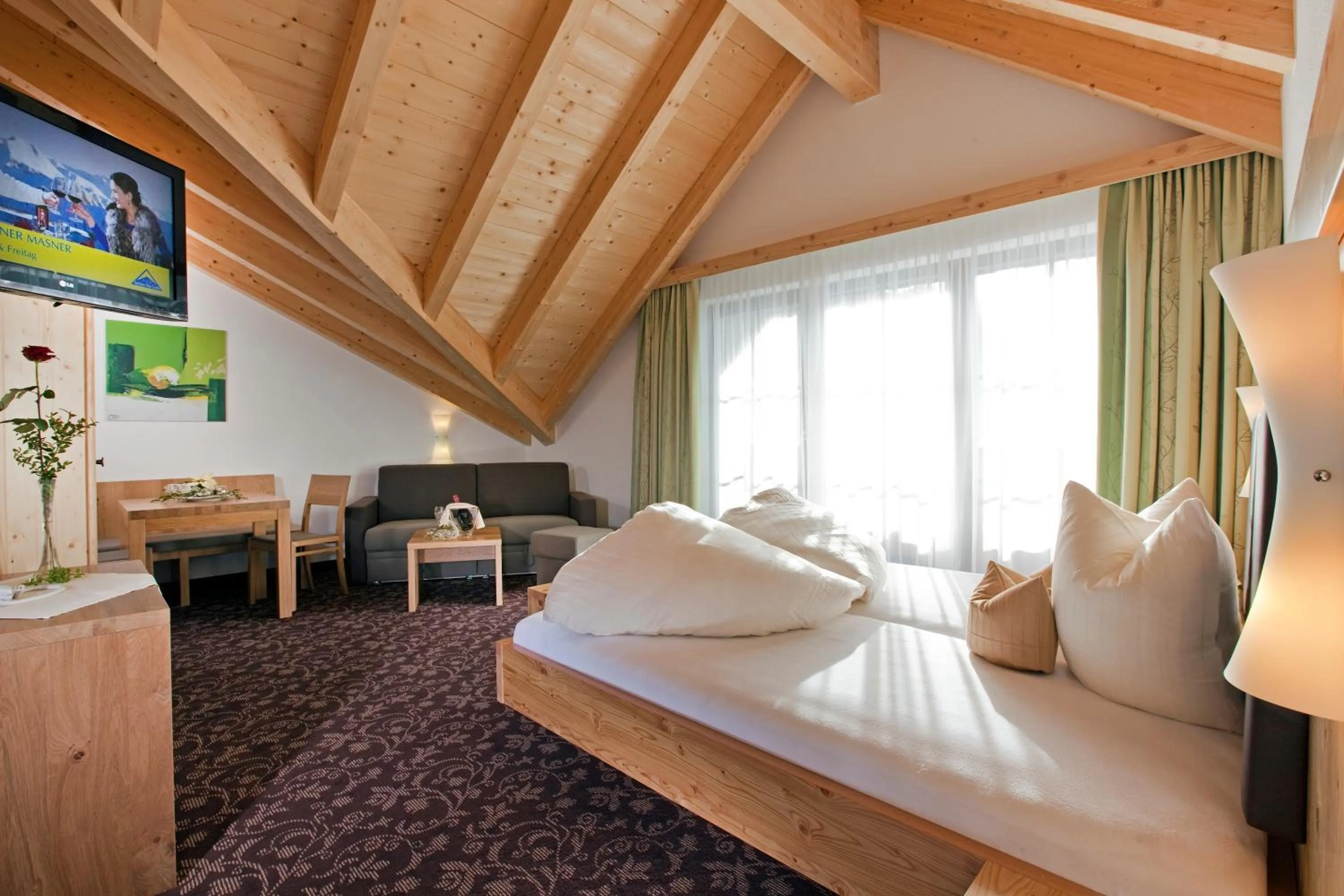 Photo of the whole room, Bed in Hotel Puint