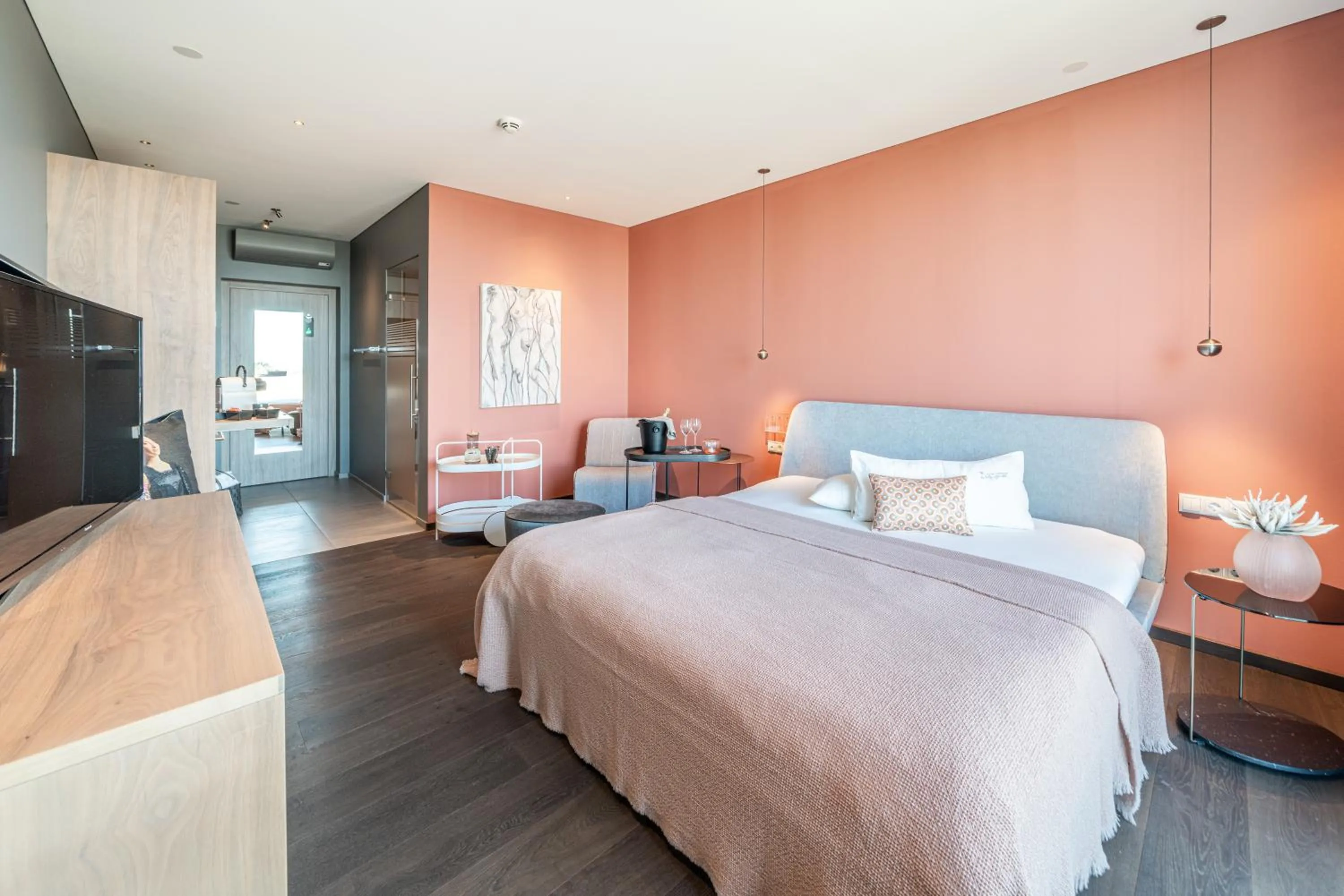 Photo of the whole room, Bed in hirschen dornbirn - das boutiquestyle hotel - skyrelax & wellness im rooftop