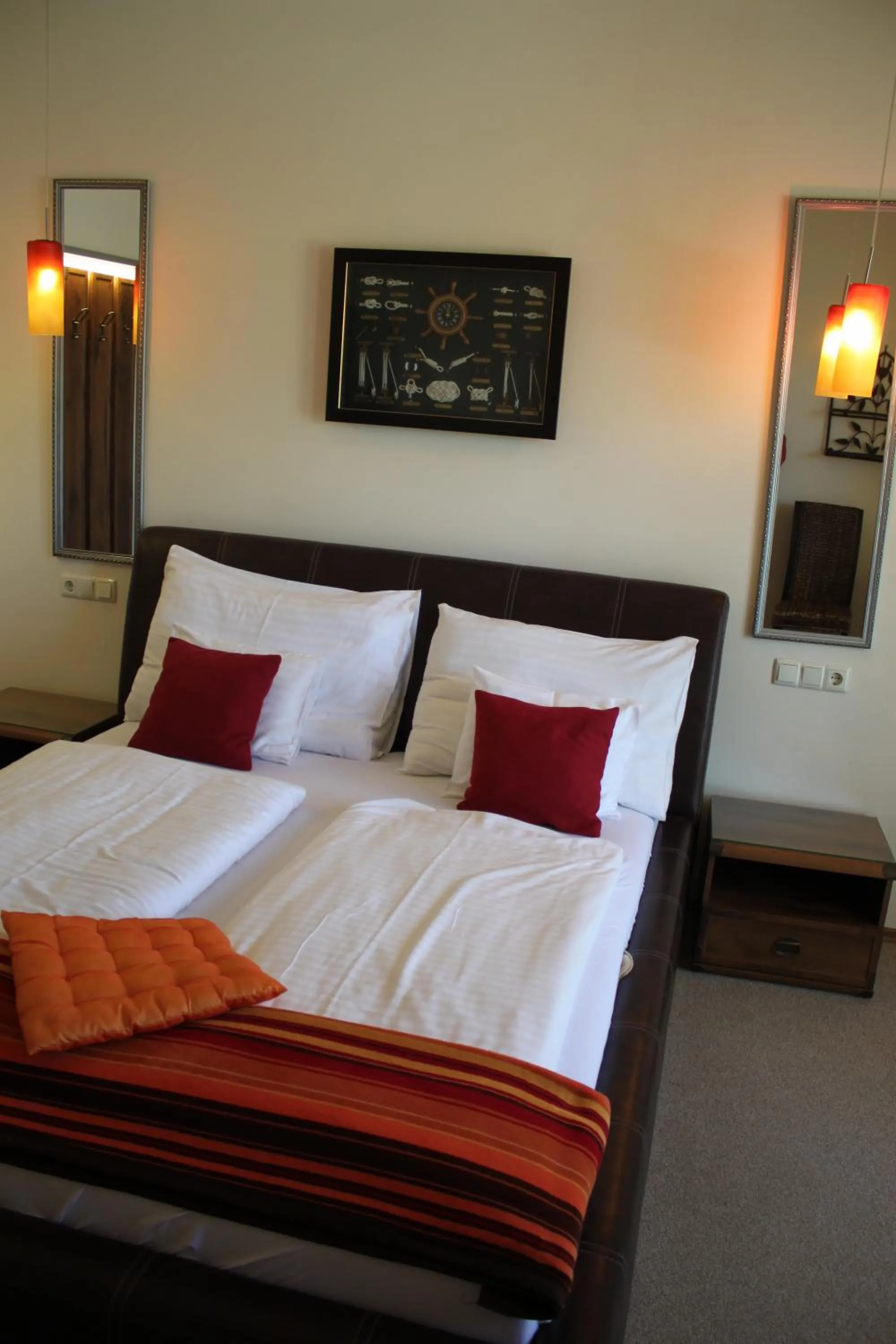 Bed in Hotel Al Faro Lodge am See