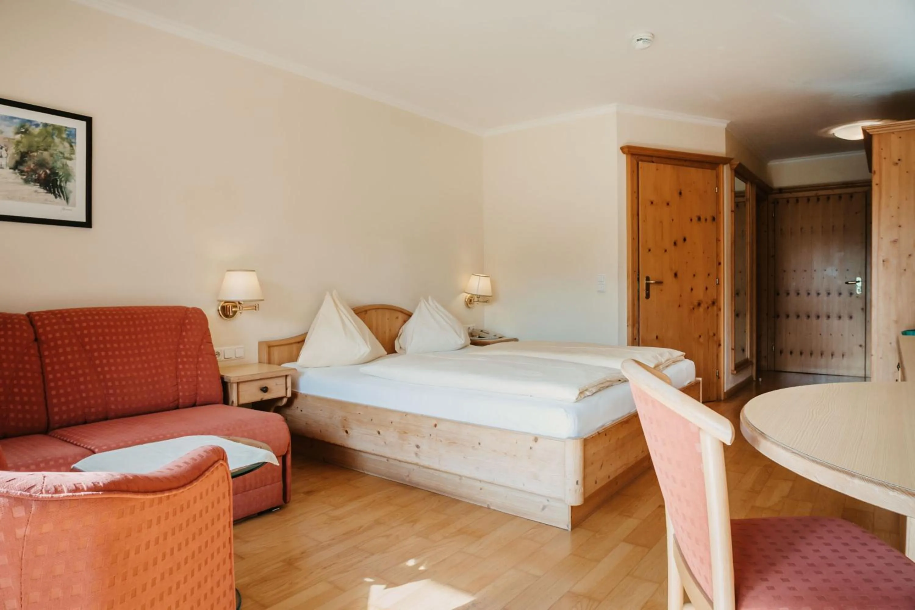 Photo of the whole room, Bed in Hotel Guggenberger