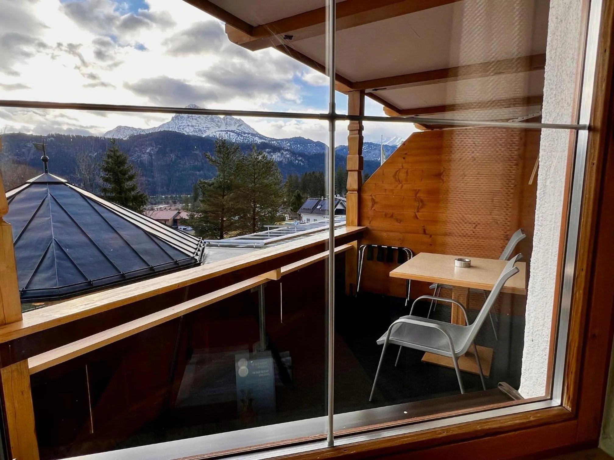 Balcony/Terrace in Wellness Aparthotel "Lechlife" incl Pool - 400m zum SKILIFT
