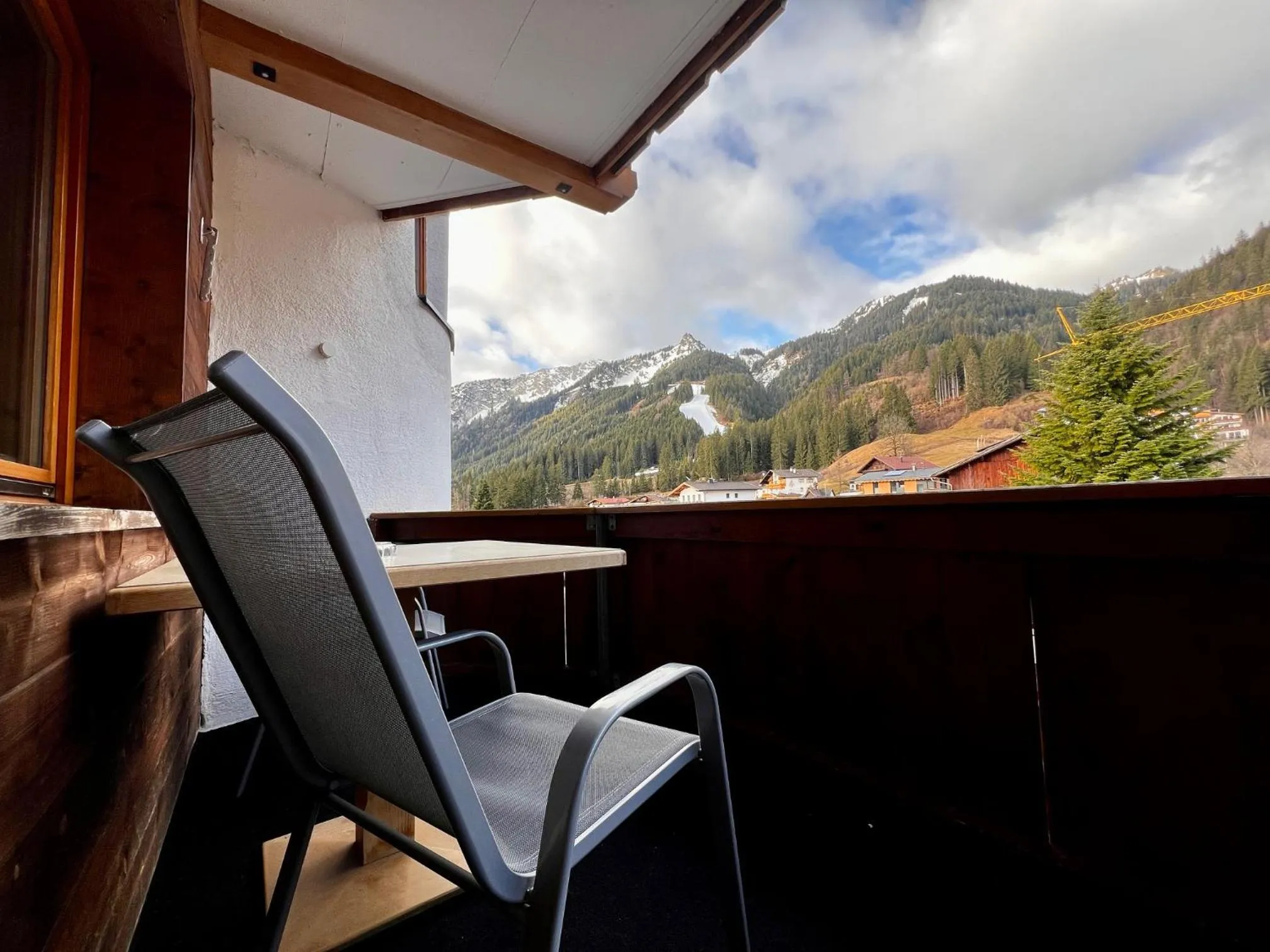 Balcony/Terrace in Wellness Aparthotel "Lechlife" incl Pool - 400m zum SKILIFT