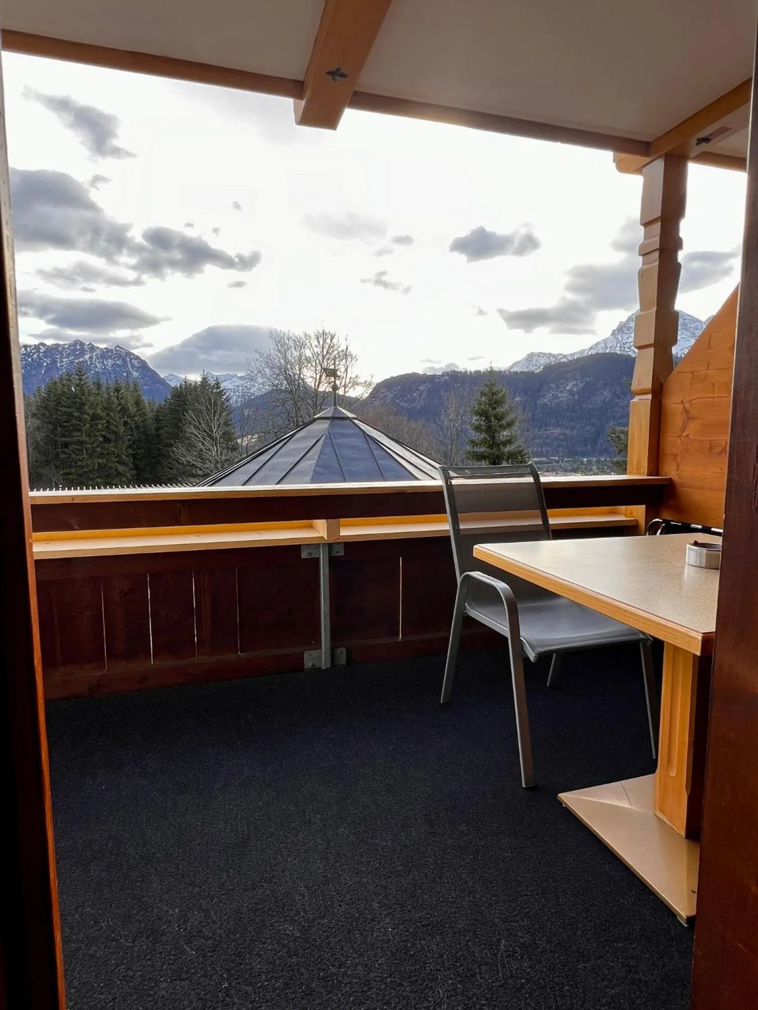 Balcony/Terrace in Wellness Aparthotel "Lechlife" incl Pool - 400m zum SKILIFT