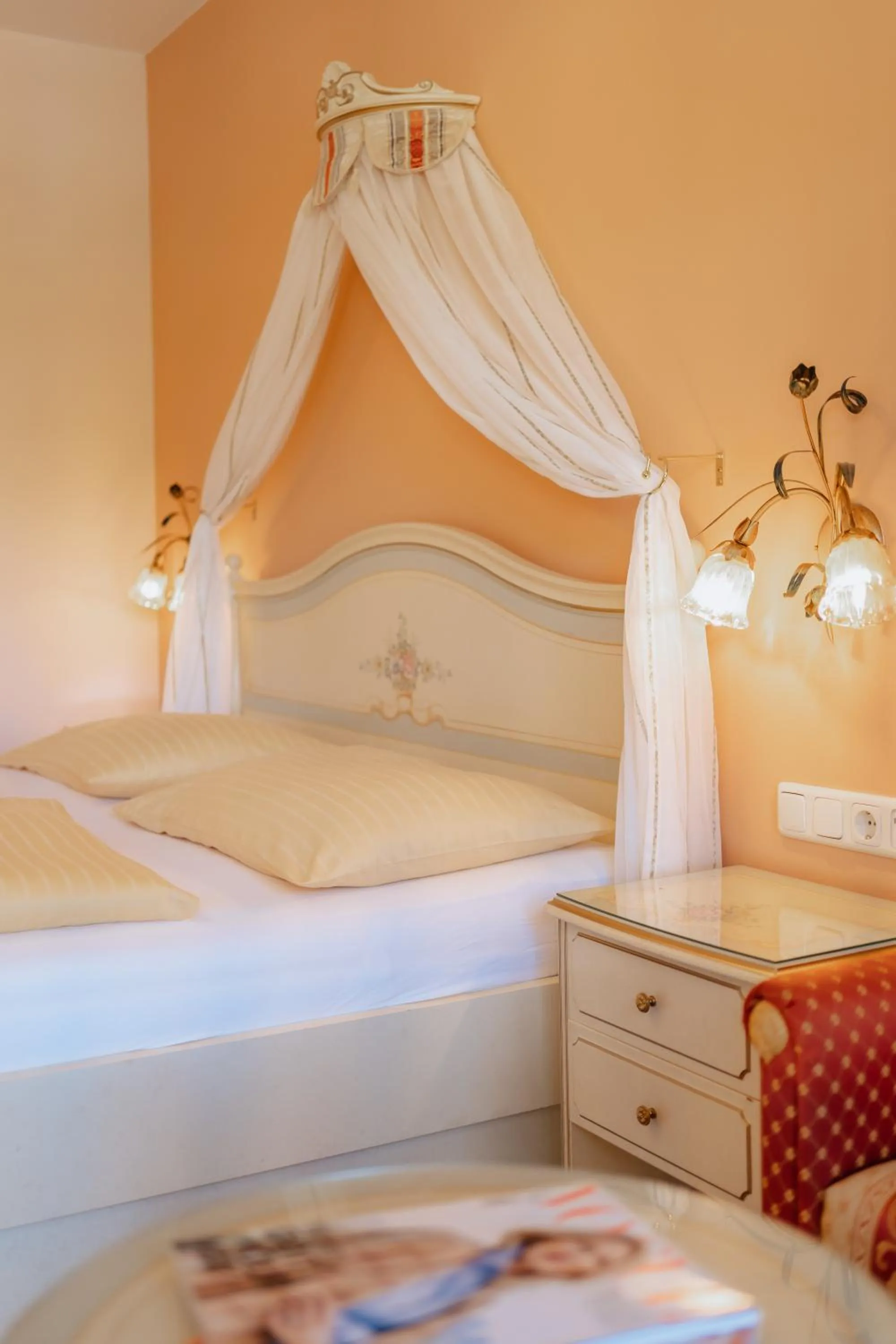 Bed in Schlössl Hotel Kindl