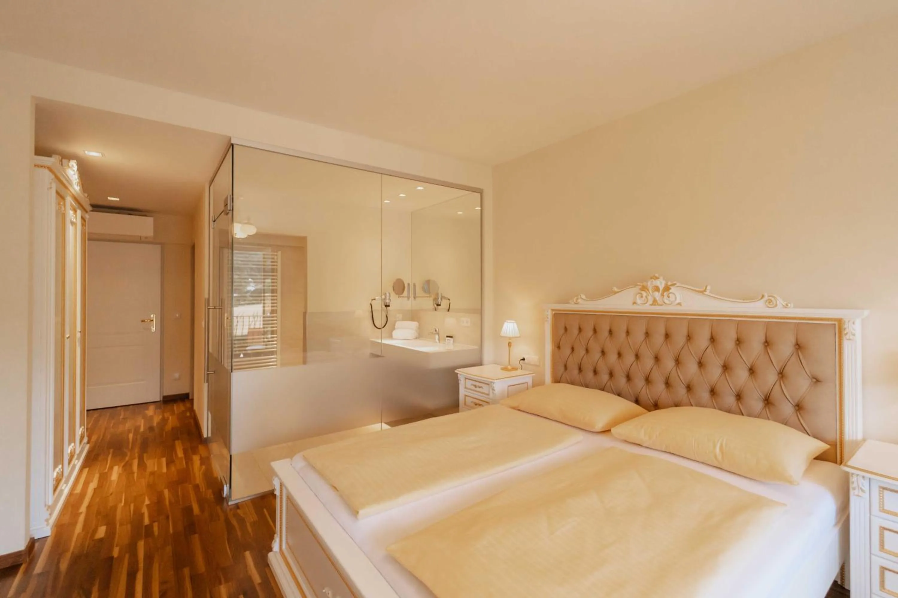 Bed in Schlössl Hotel Kindl