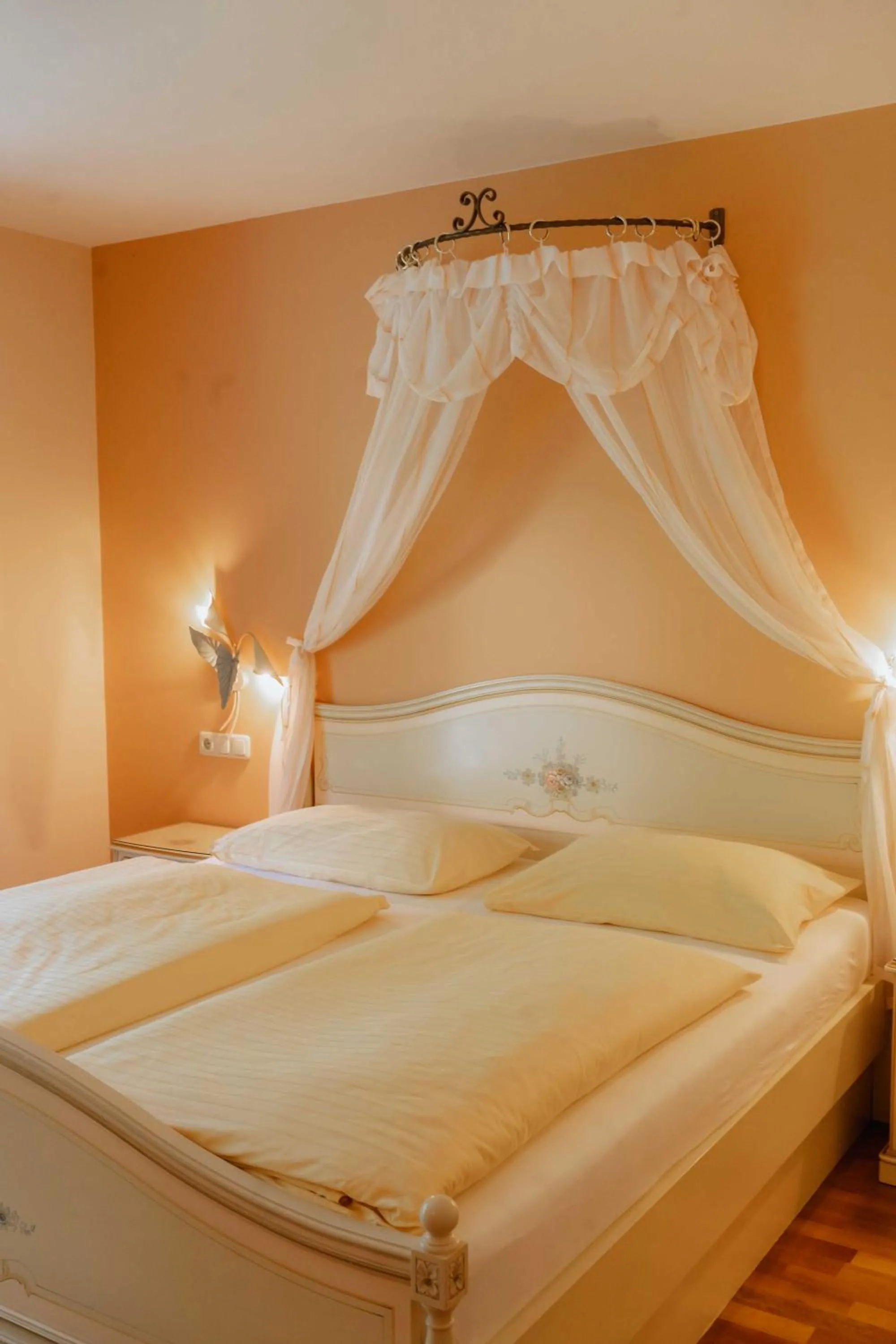 Bed in Schlössl Hotel Kindl