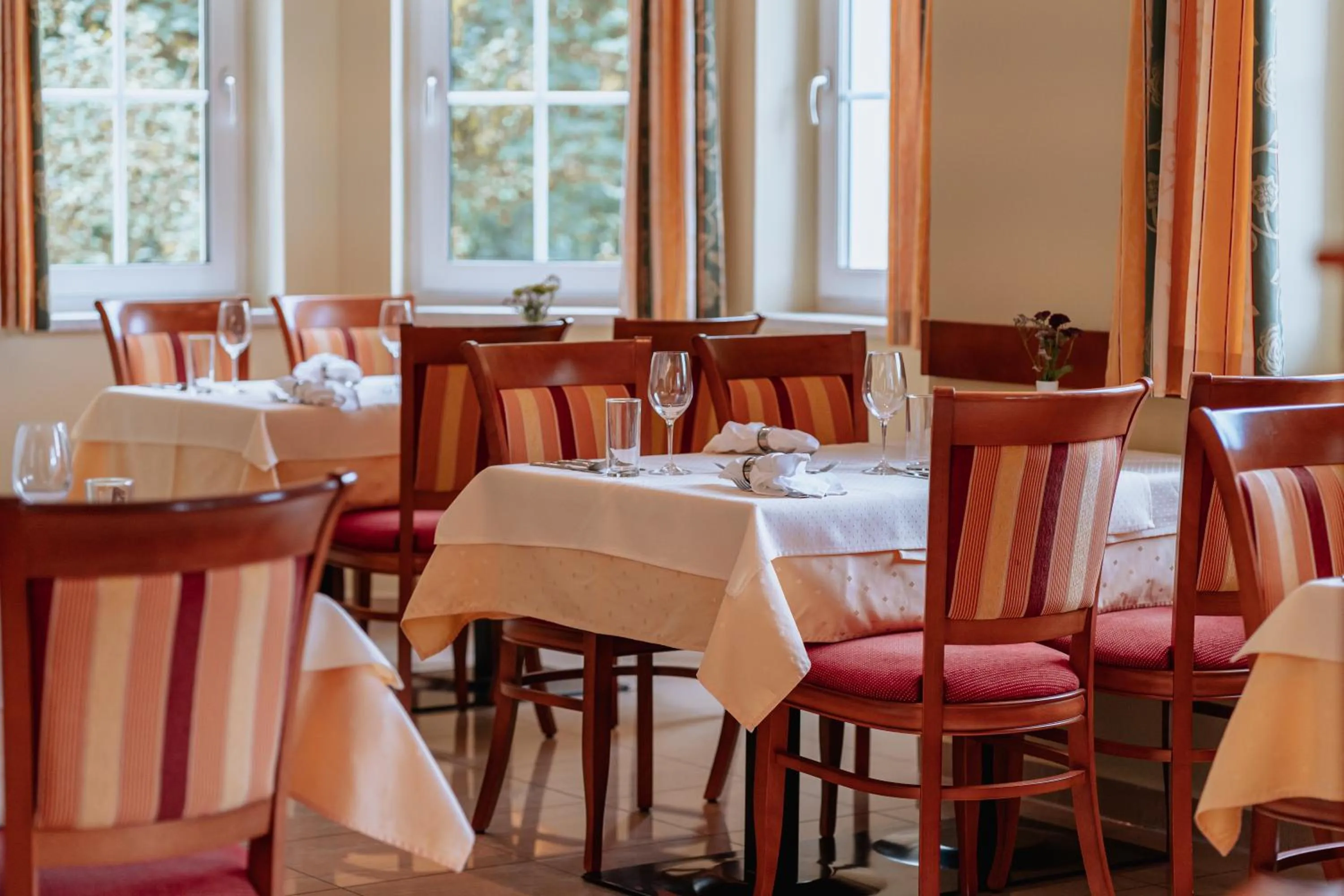 Restaurant/places to eat in Schlössl Hotel Kindl