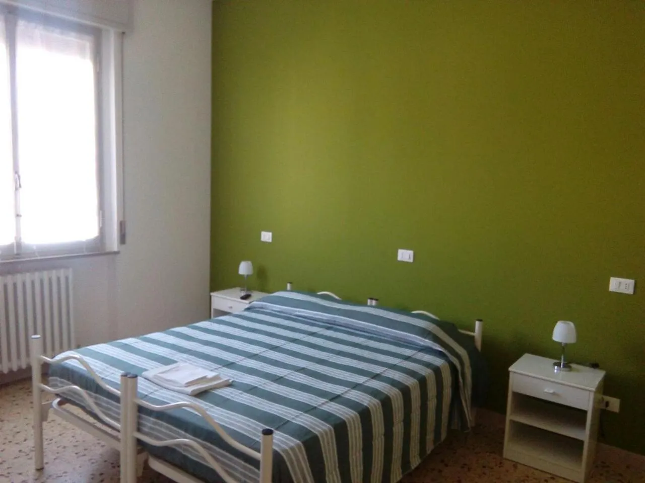 Bedroom, Bed in Gardenia Guest House