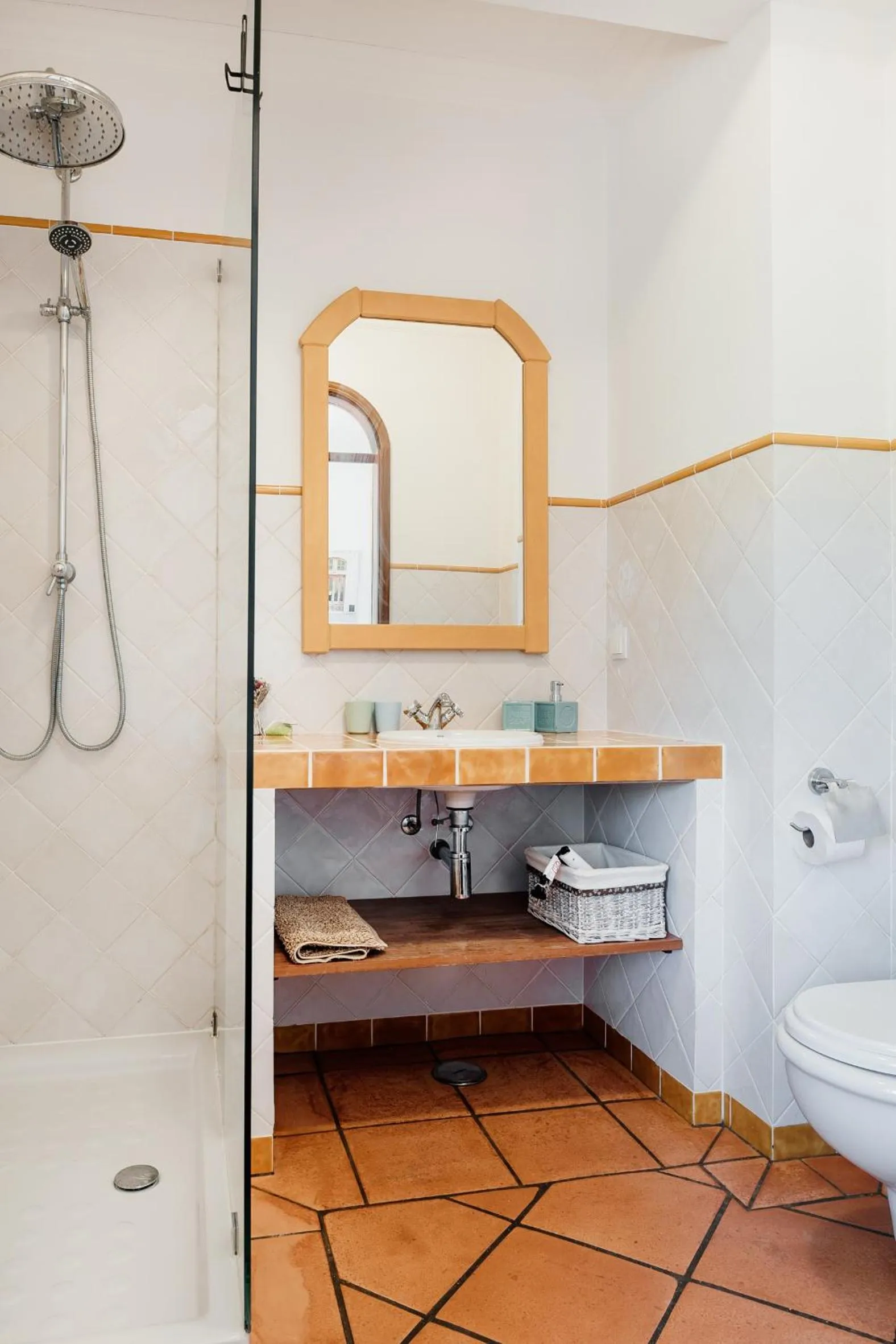 Toilet in B&B Entrecolinas