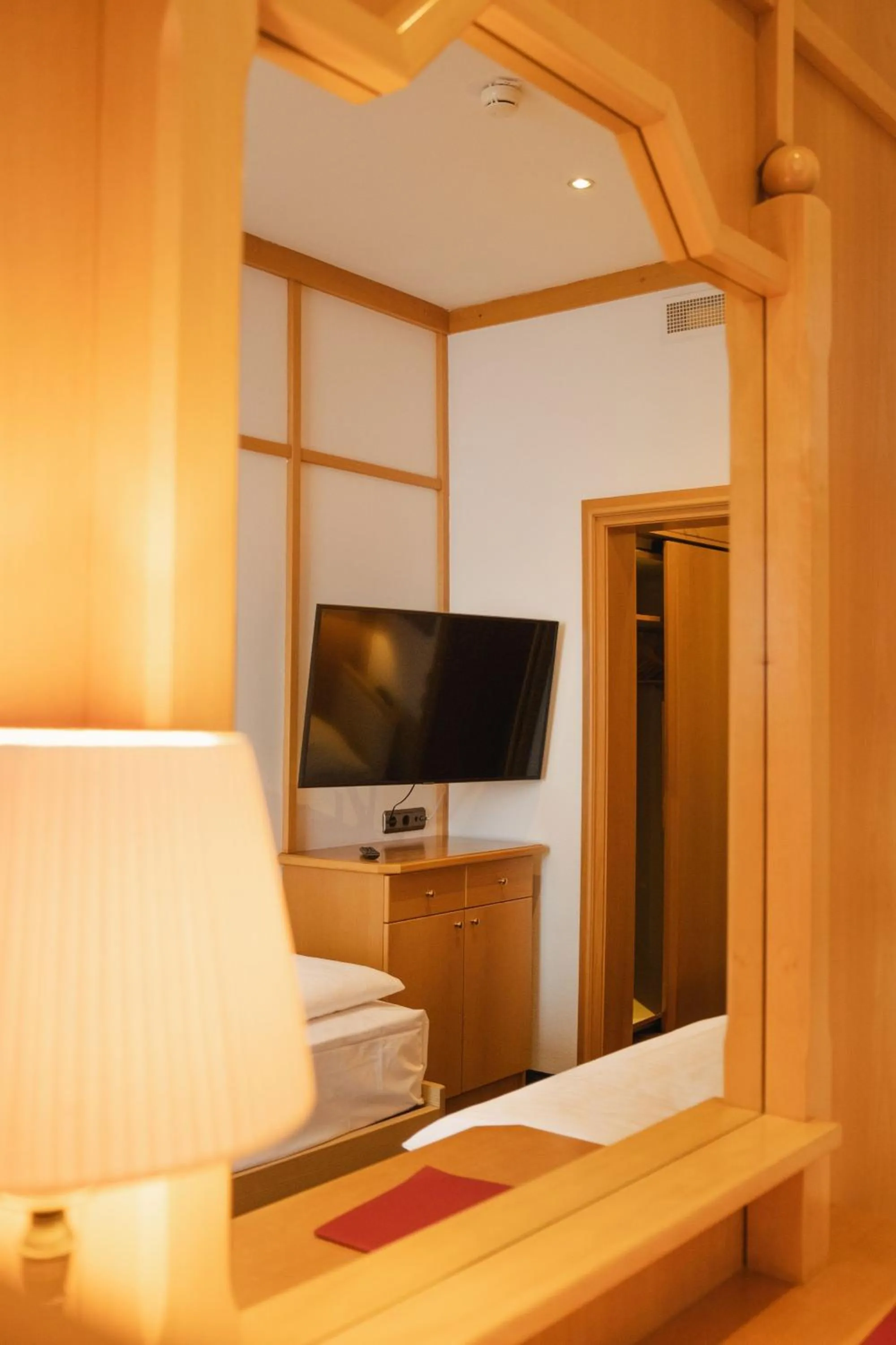 TV and multimedia in Sporthotel am Semmering