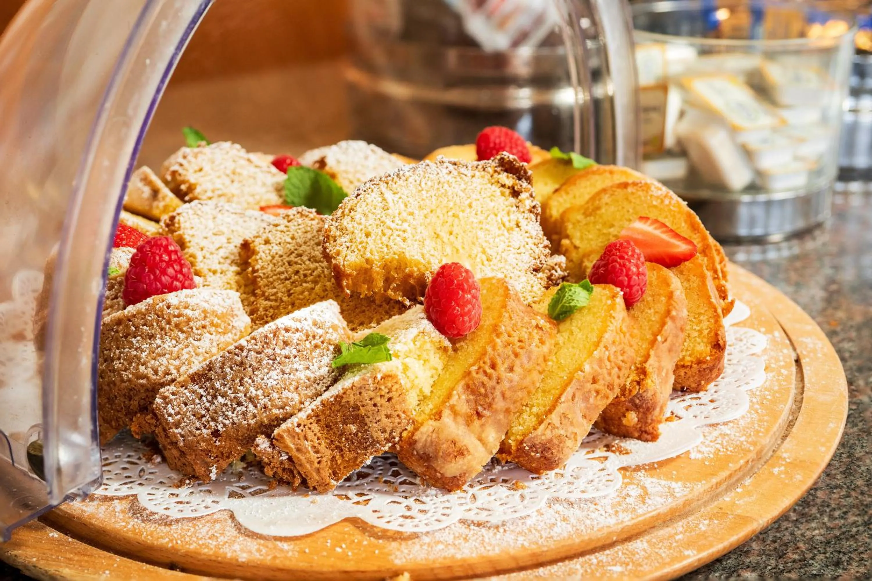 Restaurant/places to eat in Sporthotel am Semmering