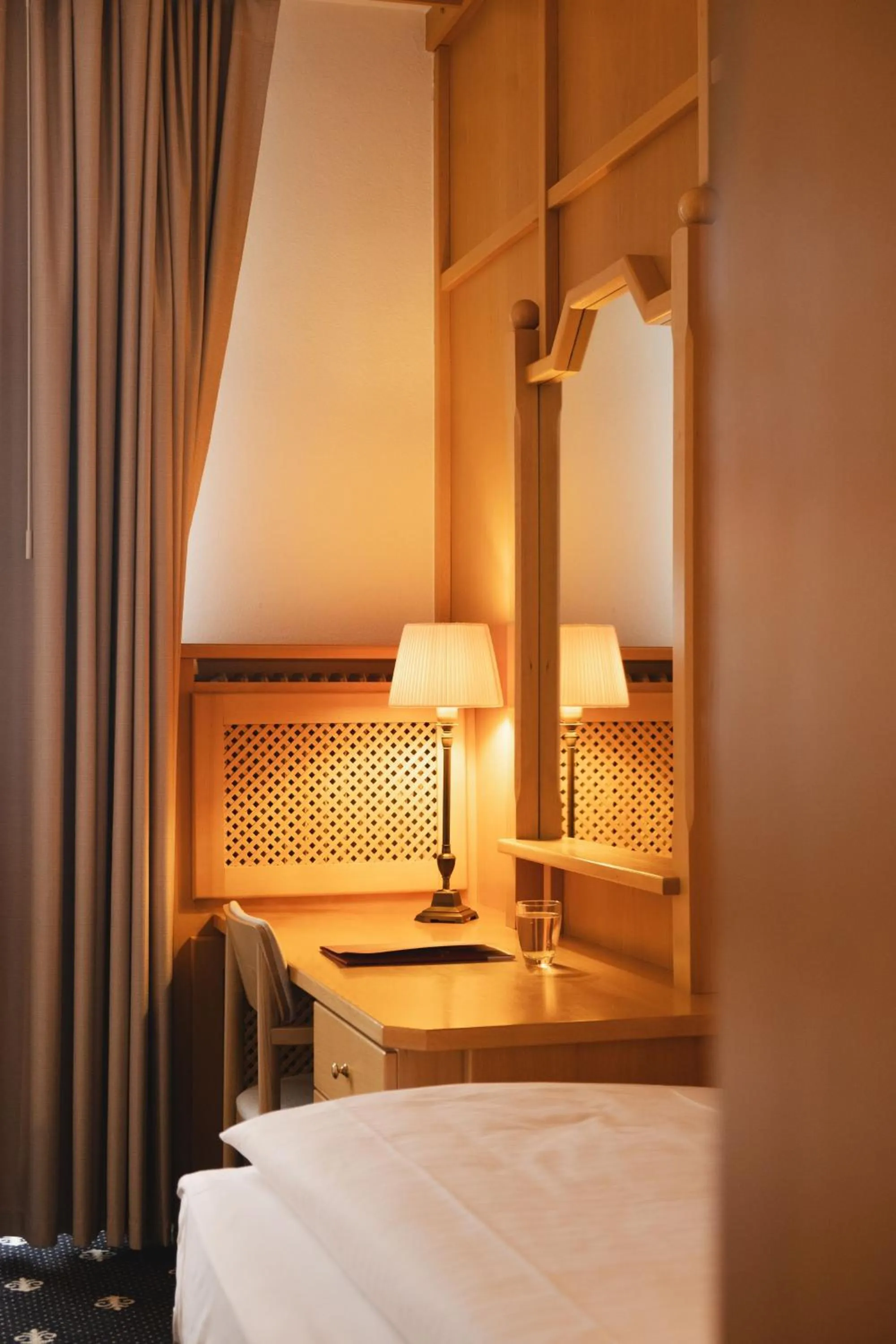 Decorative detail, Bed in Sporthotel am Semmering