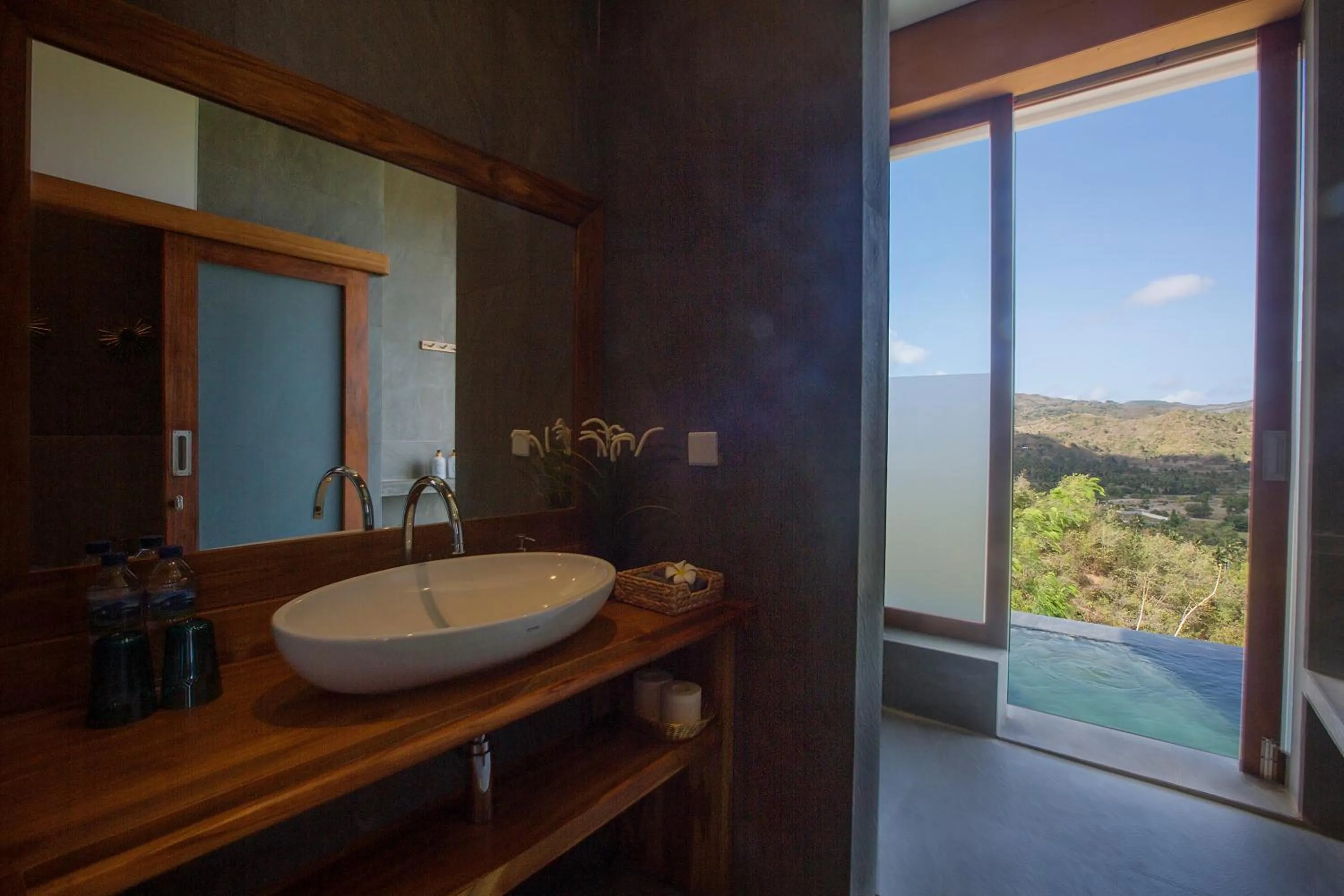 Shower in Seven Havens Residence