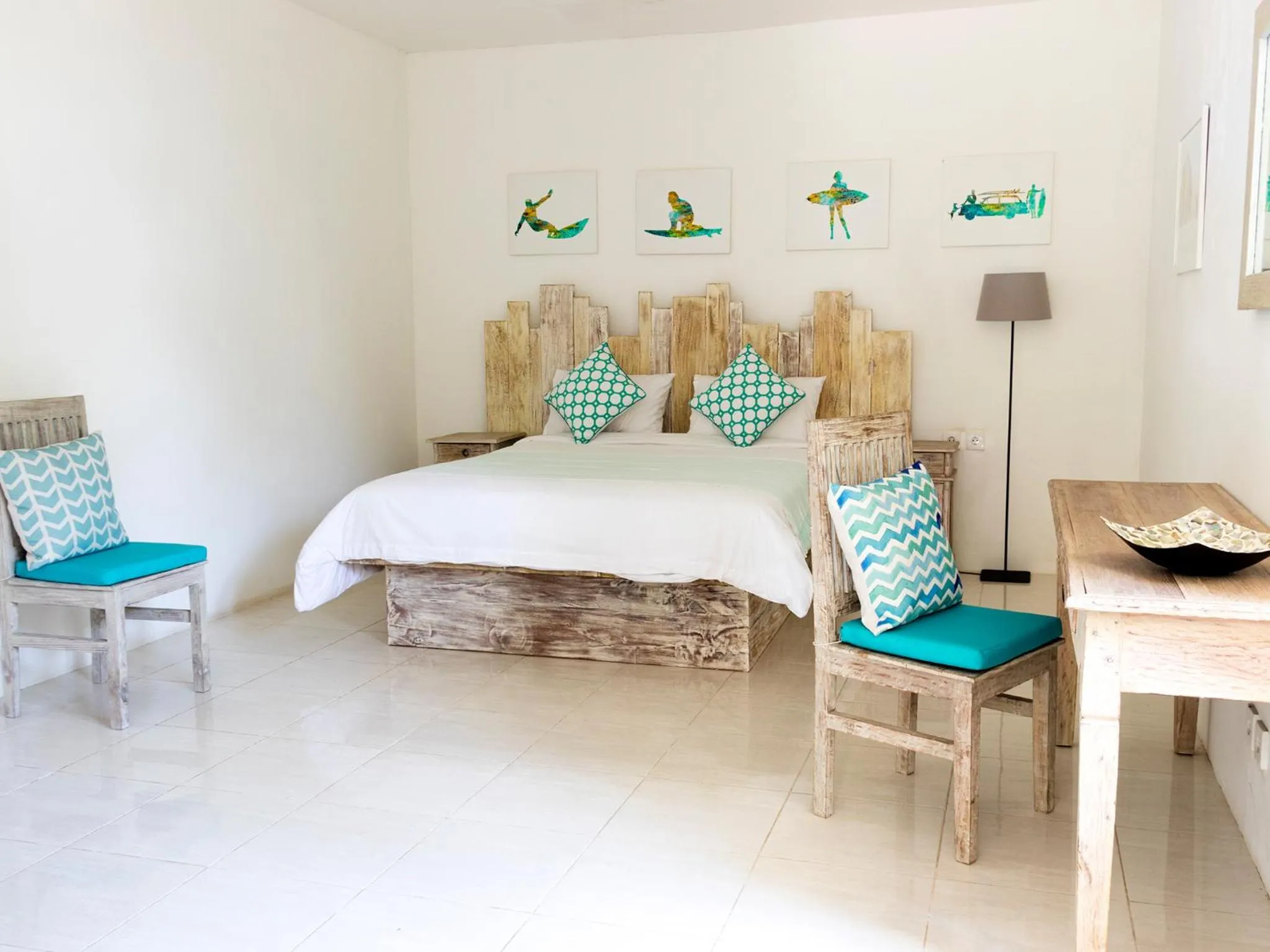 Bed in Myamo Beach Lodge