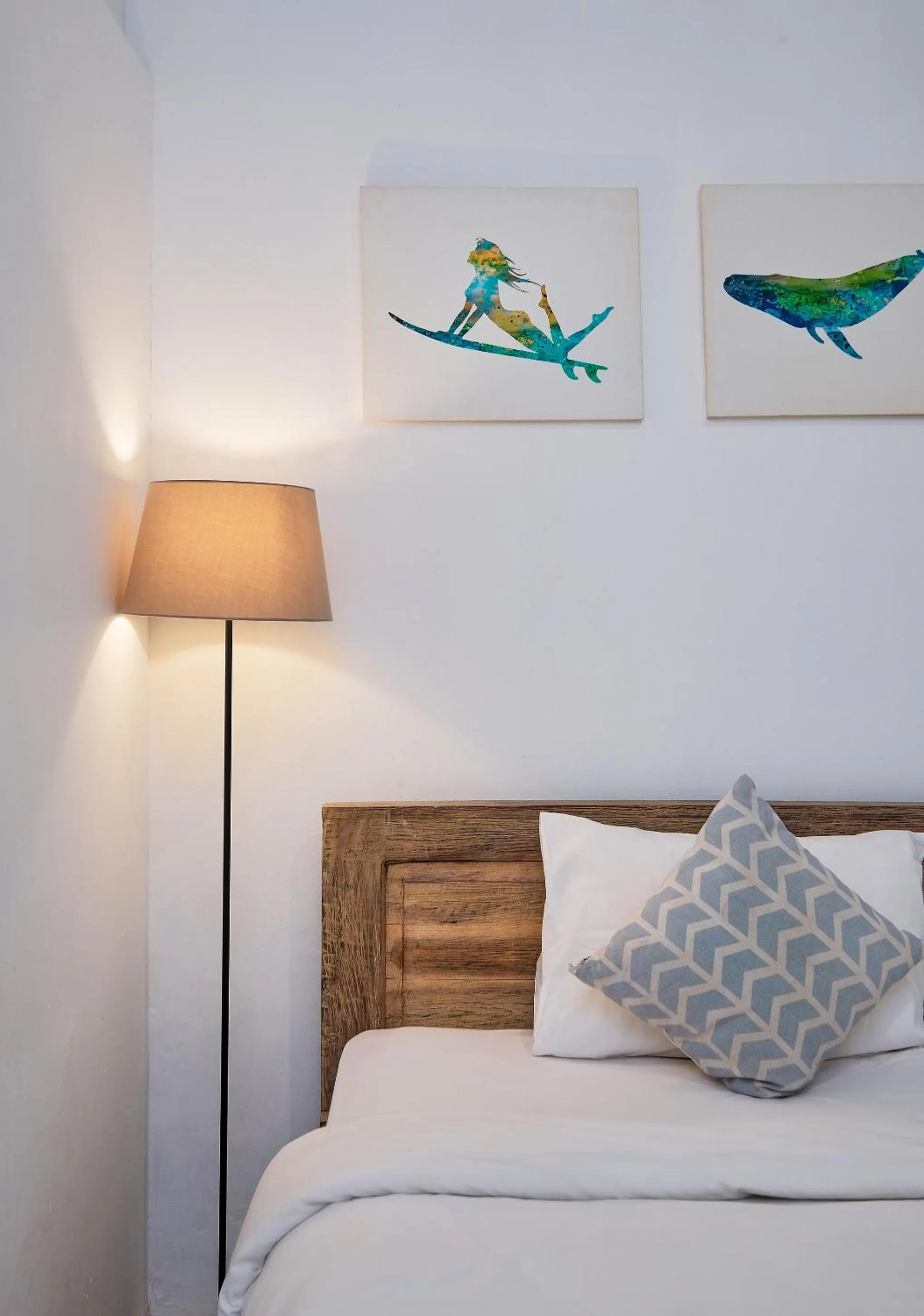 Bed in Myamo Beach Lodge