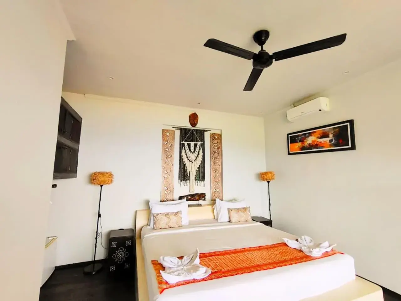 Balcony Sunset View in Villa Umbrella Lombok Balcony Sunset View in Villa Umbrella Lombok