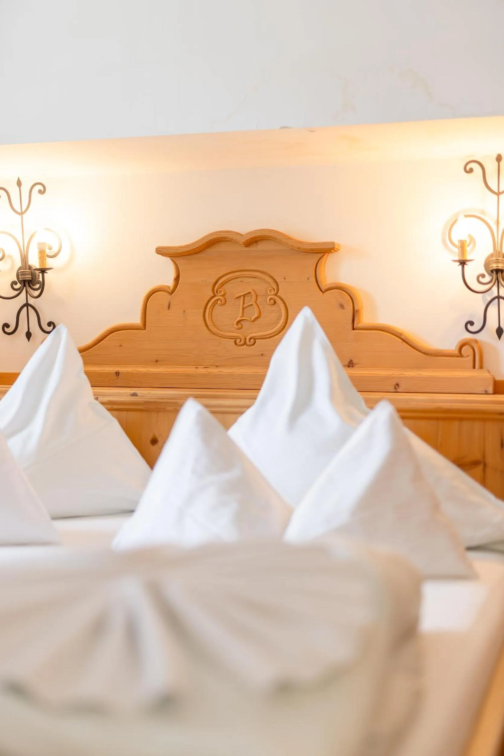 Property logo or sign, Bed in Hotel Berghof