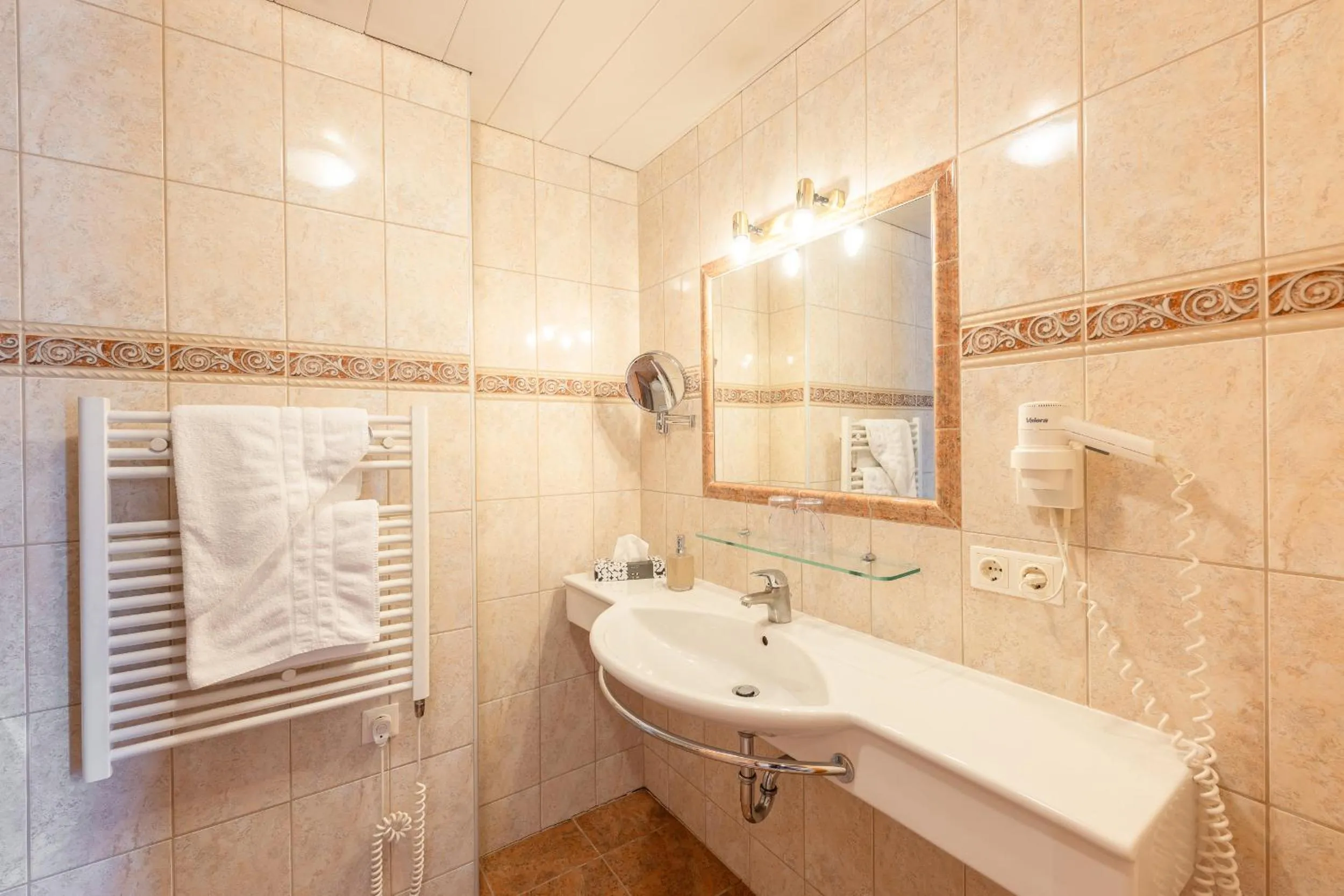 Bathroom in Hotel Berghof