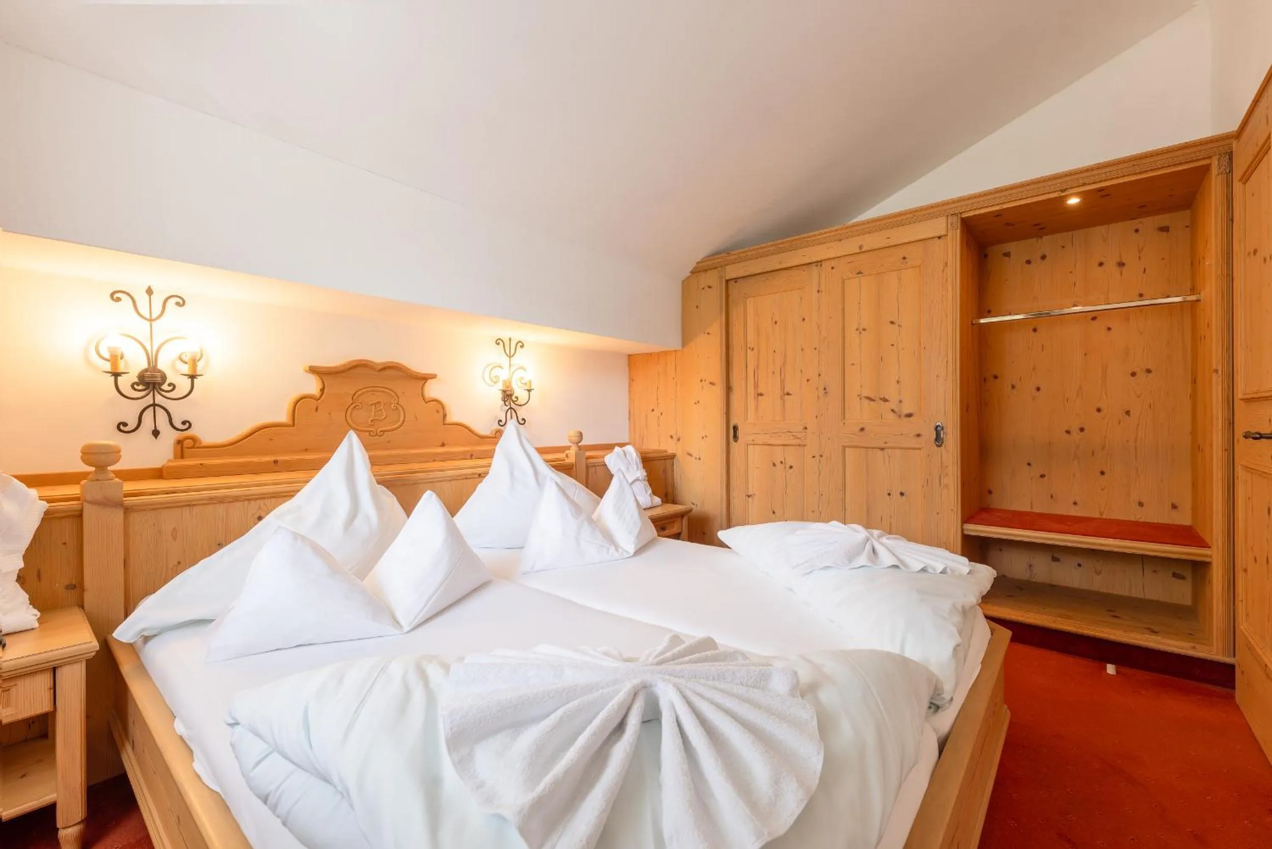 Bed in Hotel Berghof