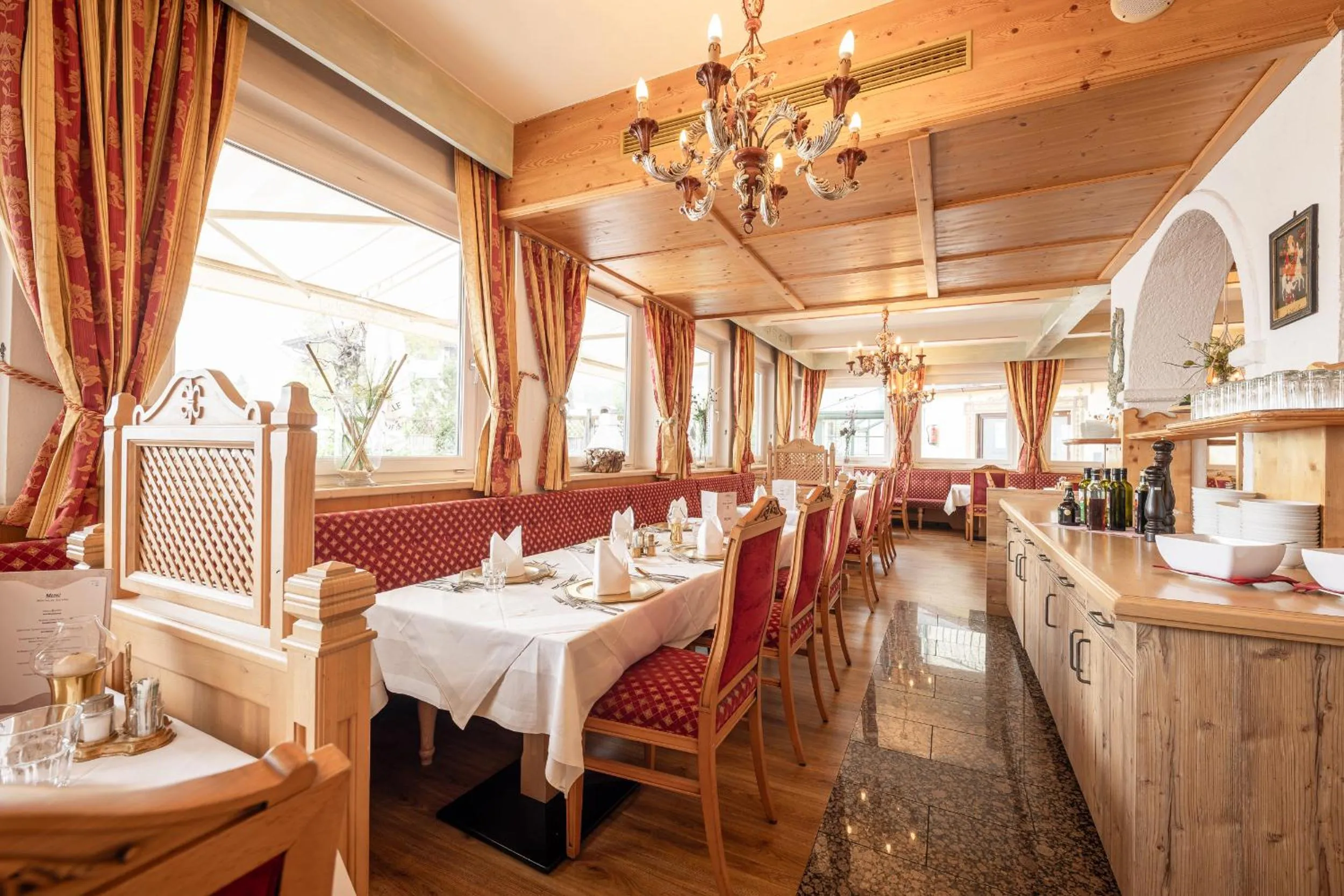 Restaurant/places to eat in Hotel Berghof