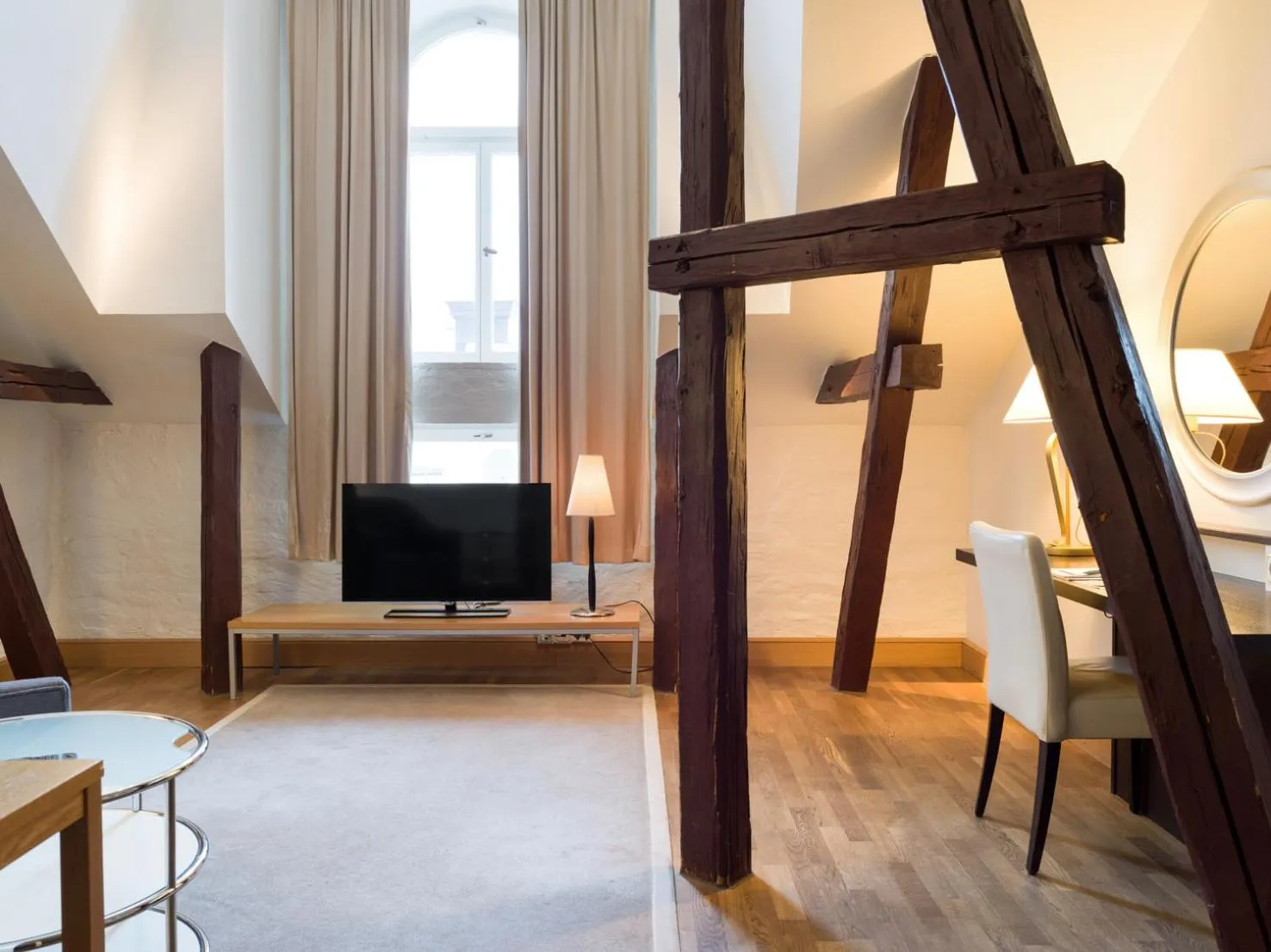 Communal lounge/ TV room in Elite Hotel Knaust