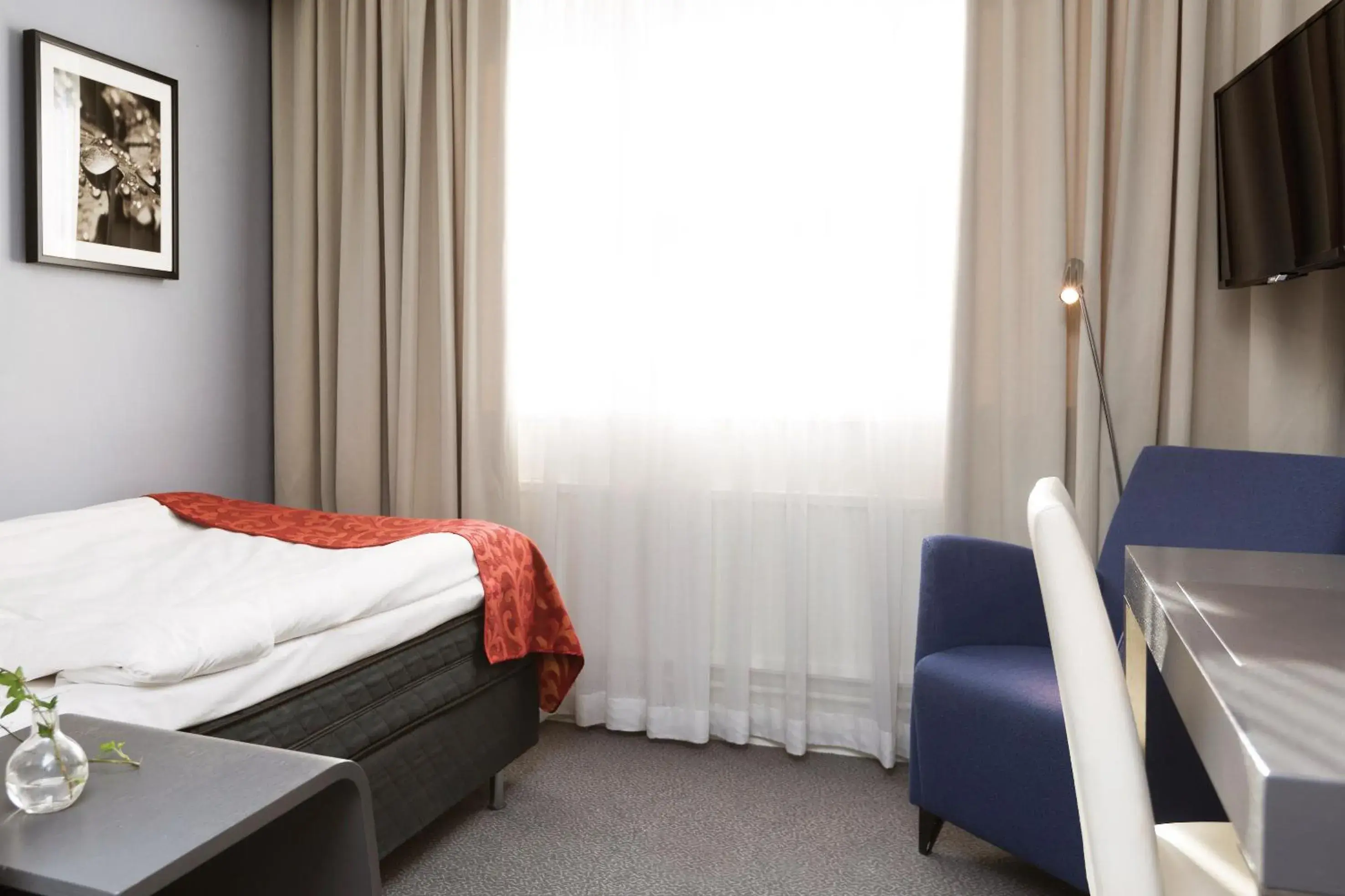 Standard Single Room in Elite Hotel Knaust Standard Single Room in Elite Hotel Knaust