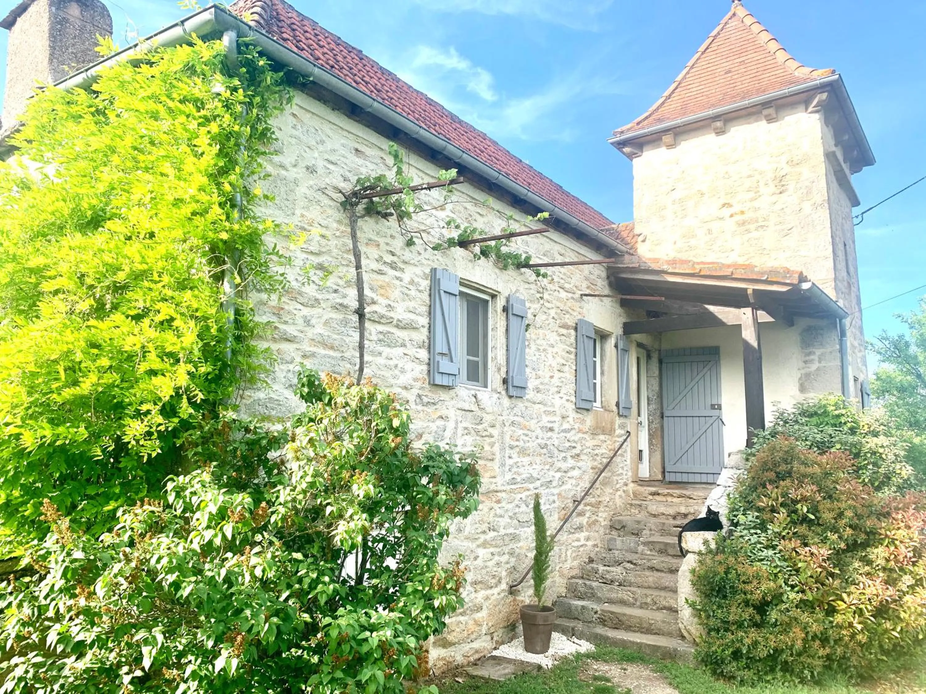 Property building in Chambres d'hôtes Pech Blanc