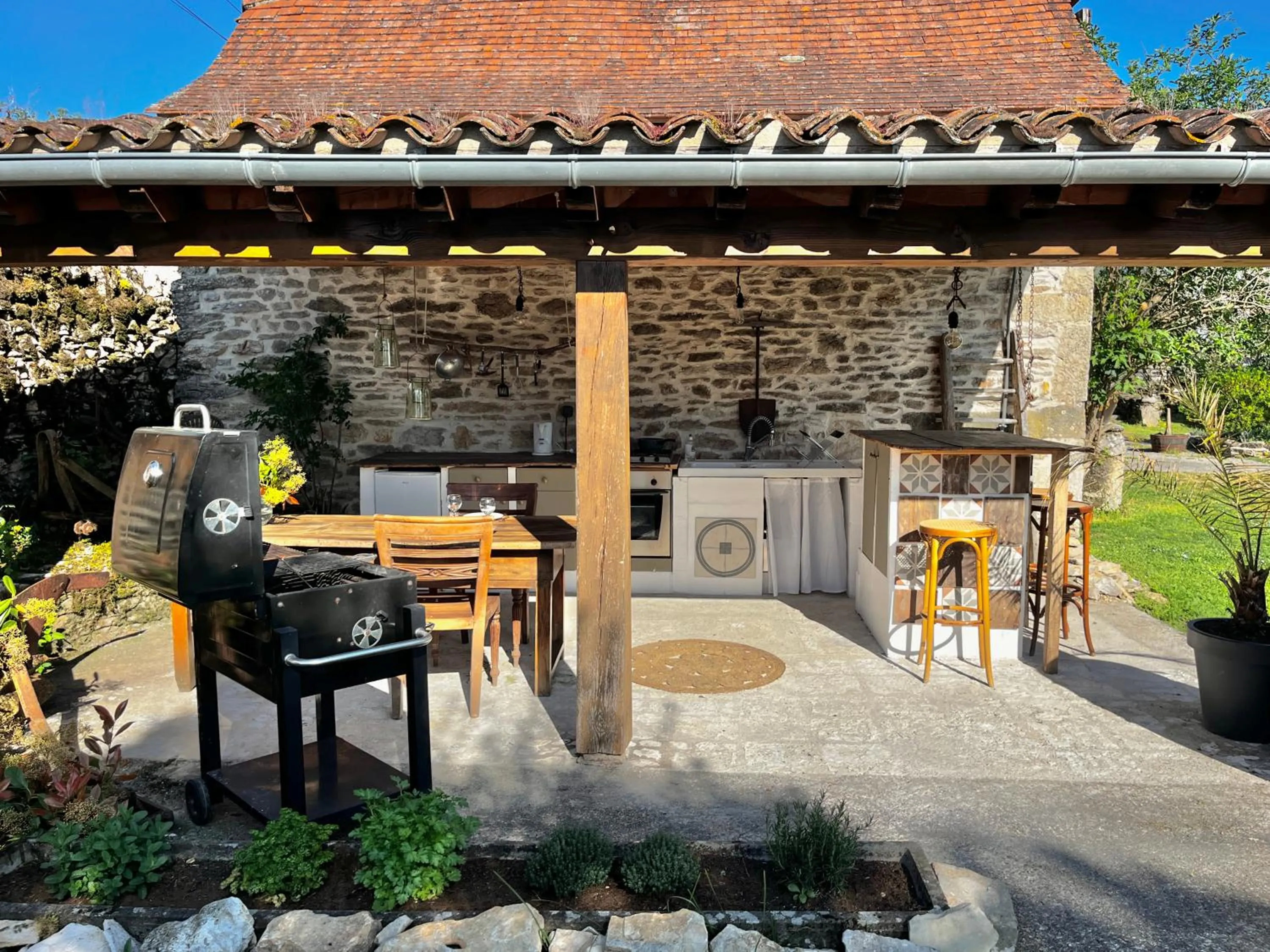 Communal kitchen in Chambres d'hôtes Pech Blanc