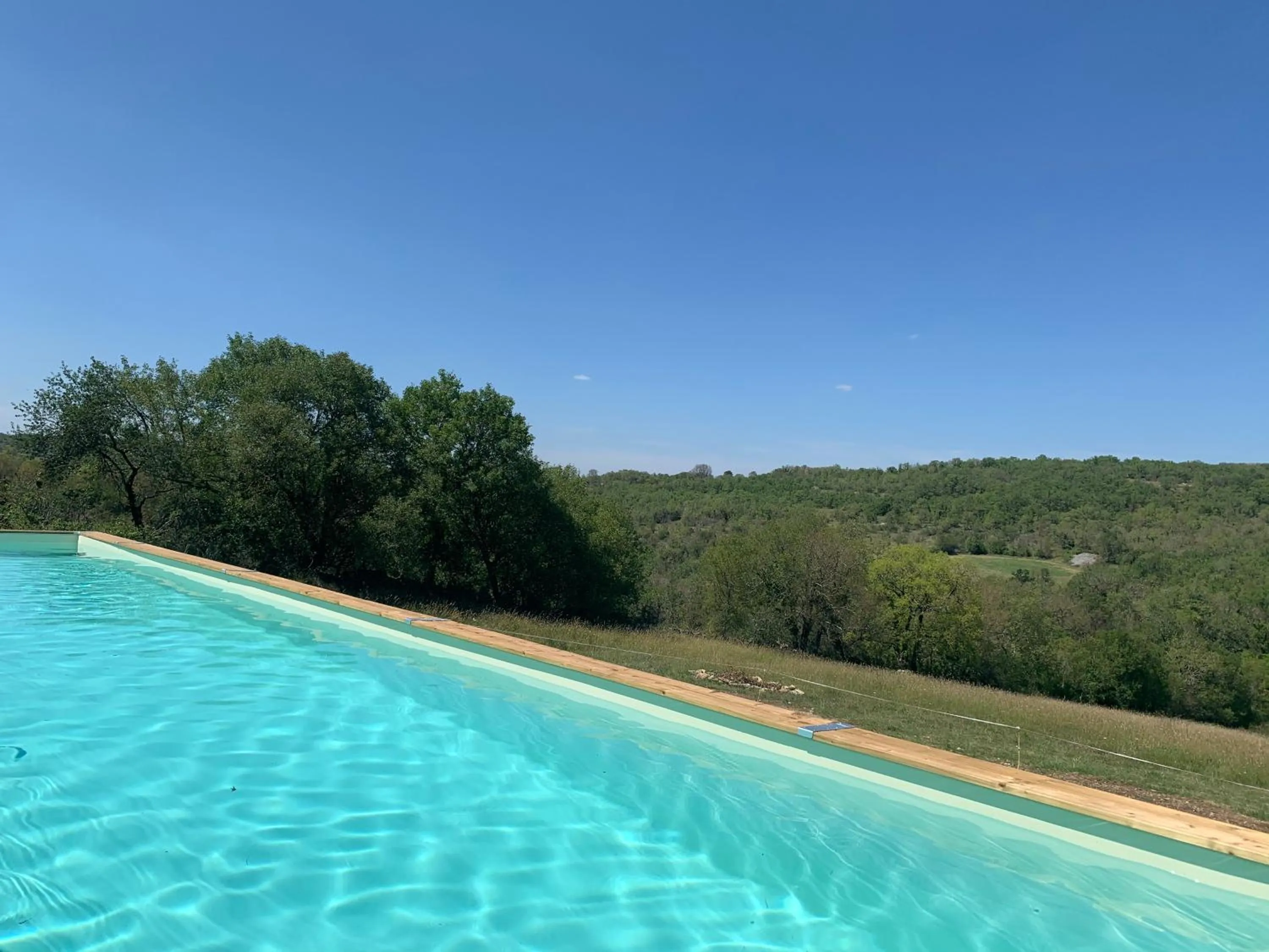 Swimming pool in Chambres d'hôtes Pech Blanc