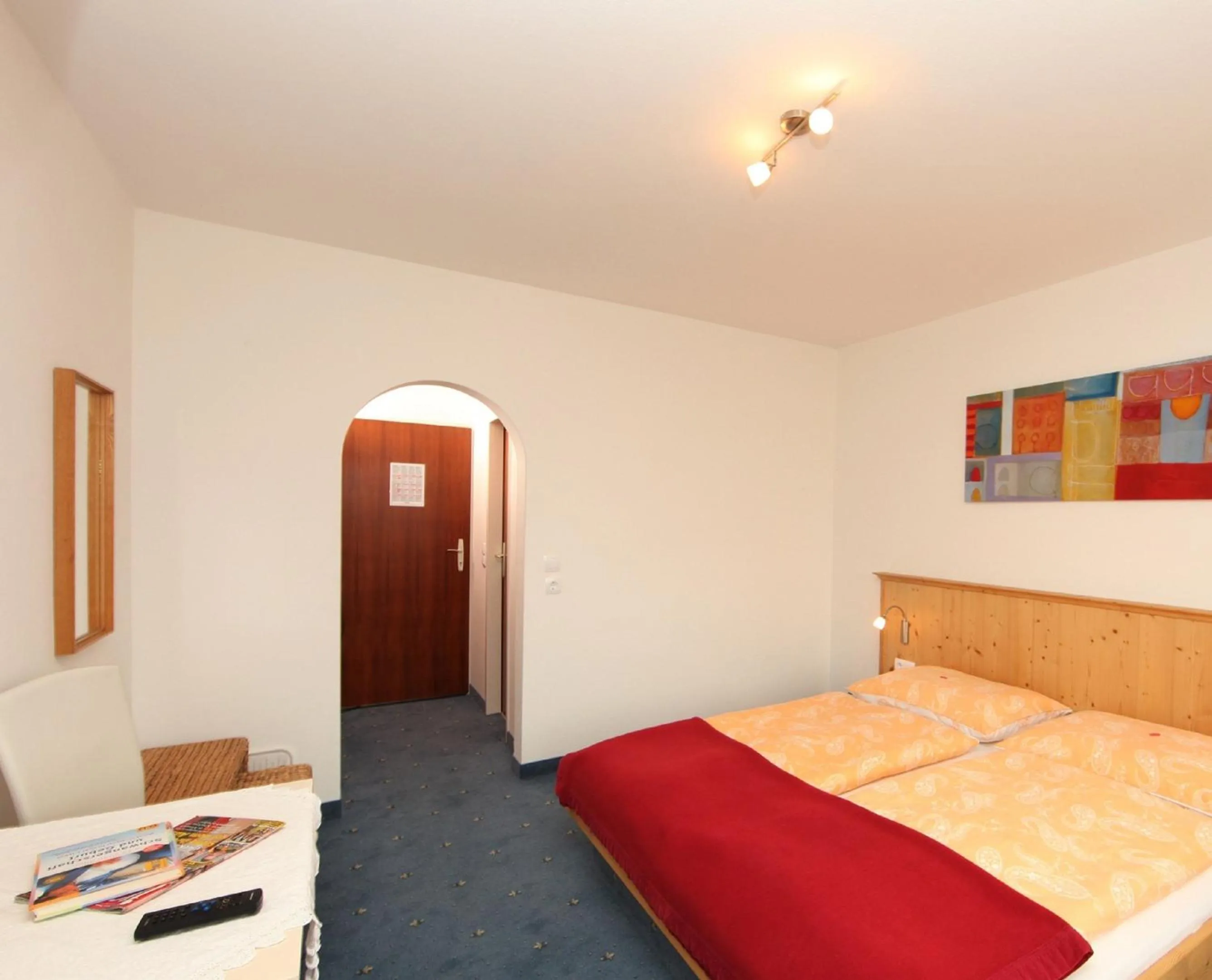 Photo of the whole room, Bed in Comfort Hotel Garni Landhaus Gitti