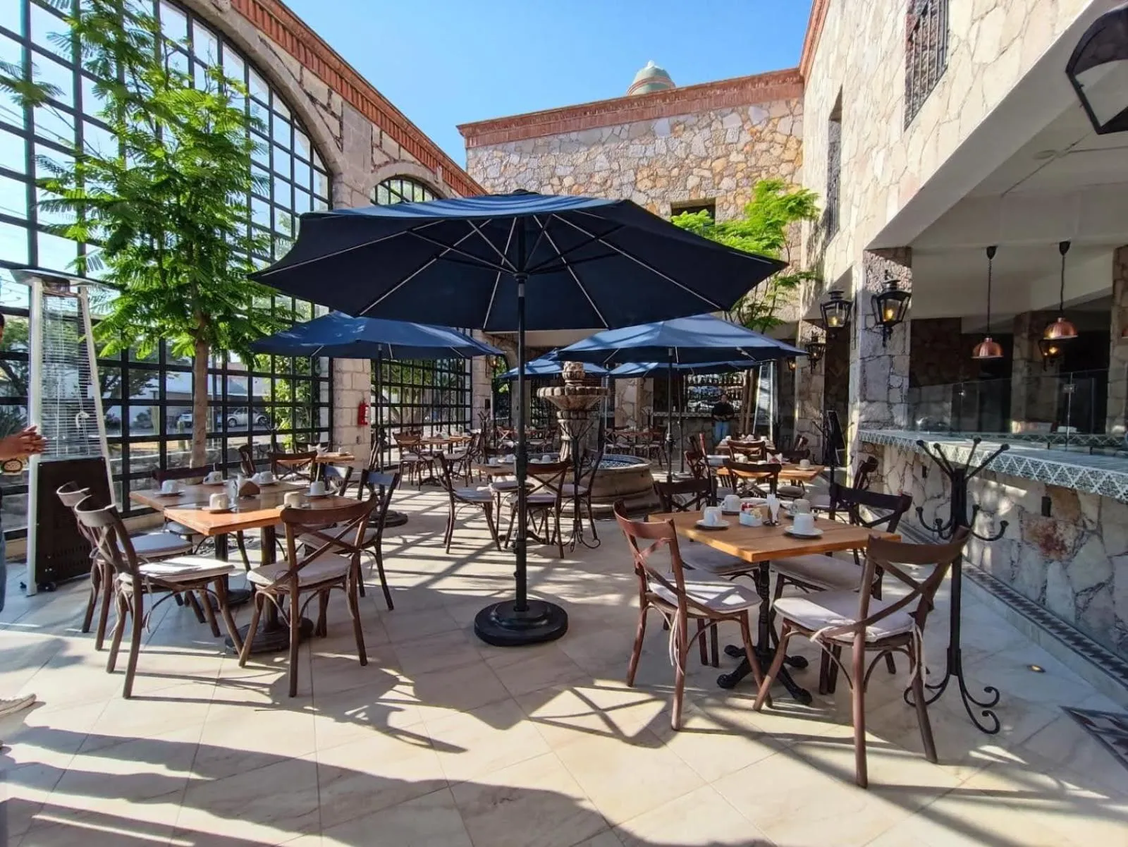 Restaurant/places to eat in Hacienda San Patricio