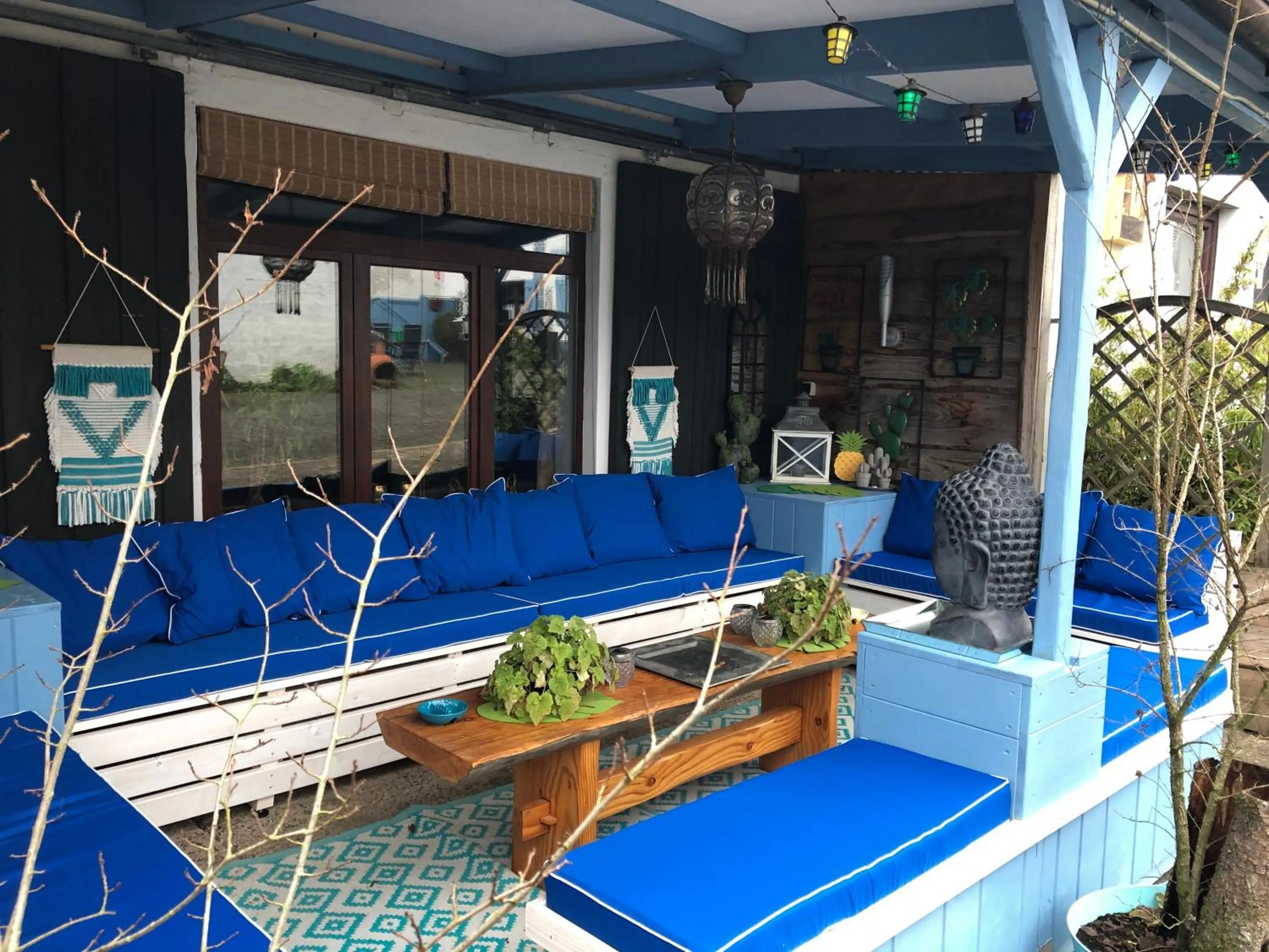 Patio in B&B De Eifelhoeve