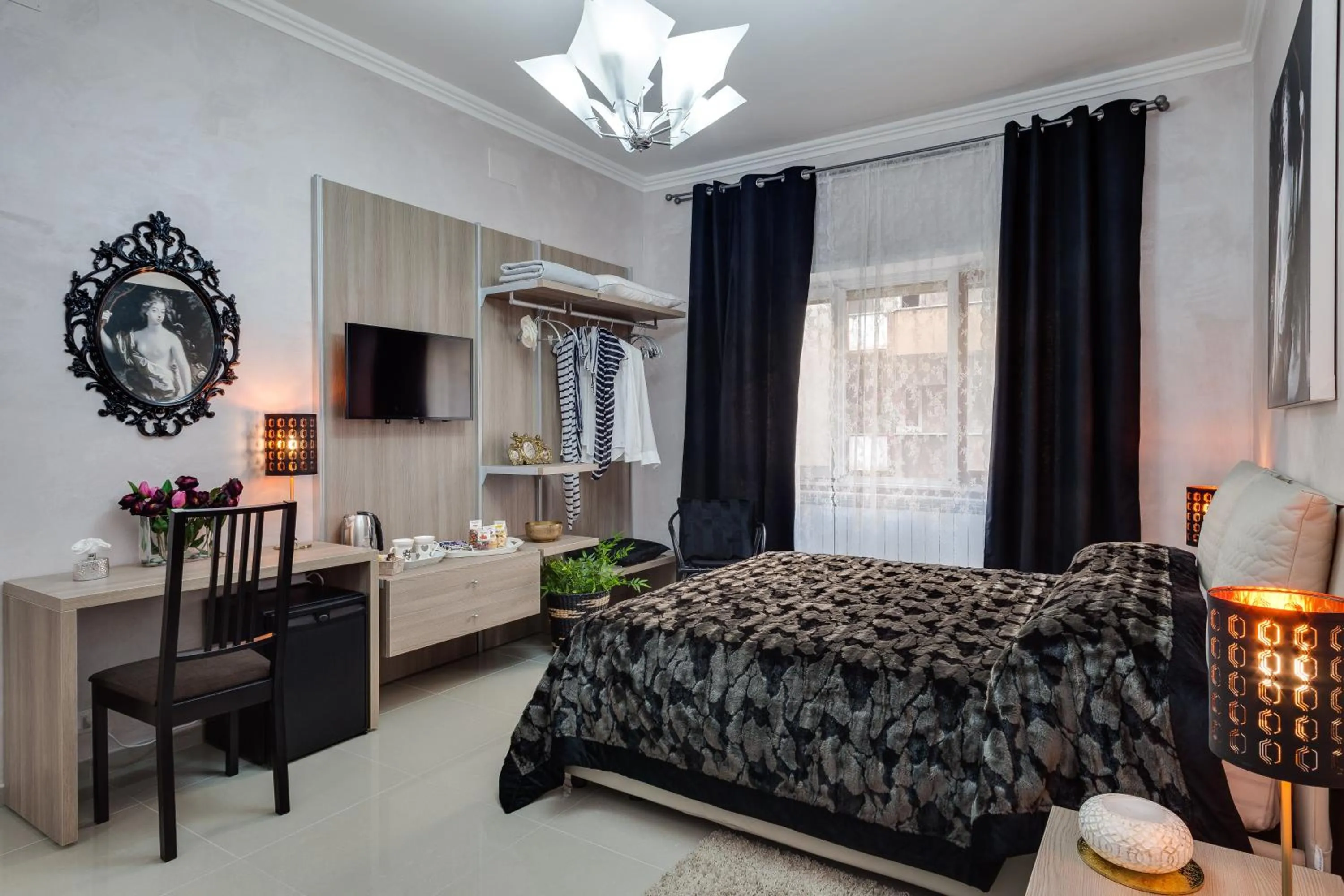 Day, Bed in Dreamsrome Suites