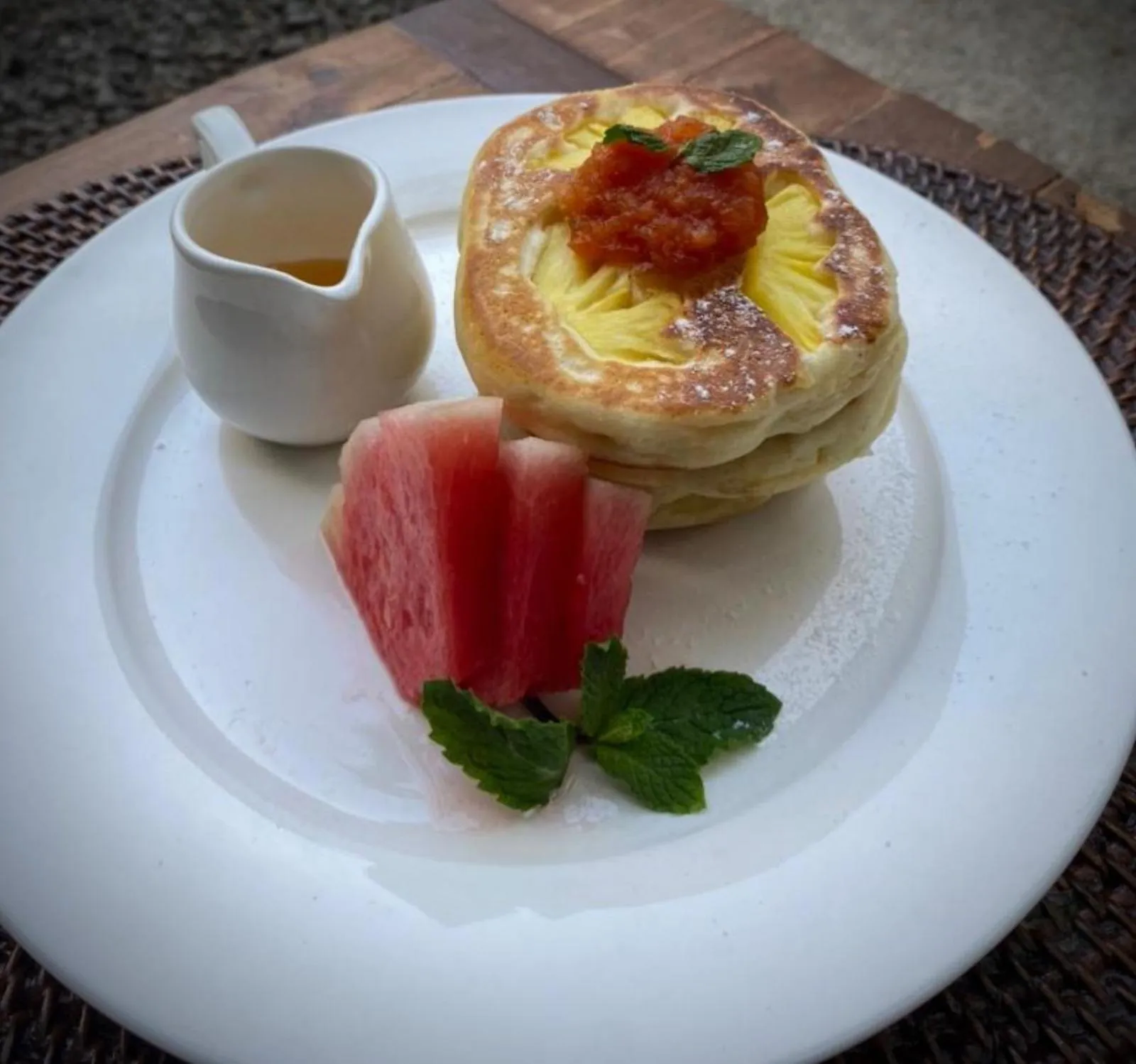 Food and drinks in Green Bird Villa