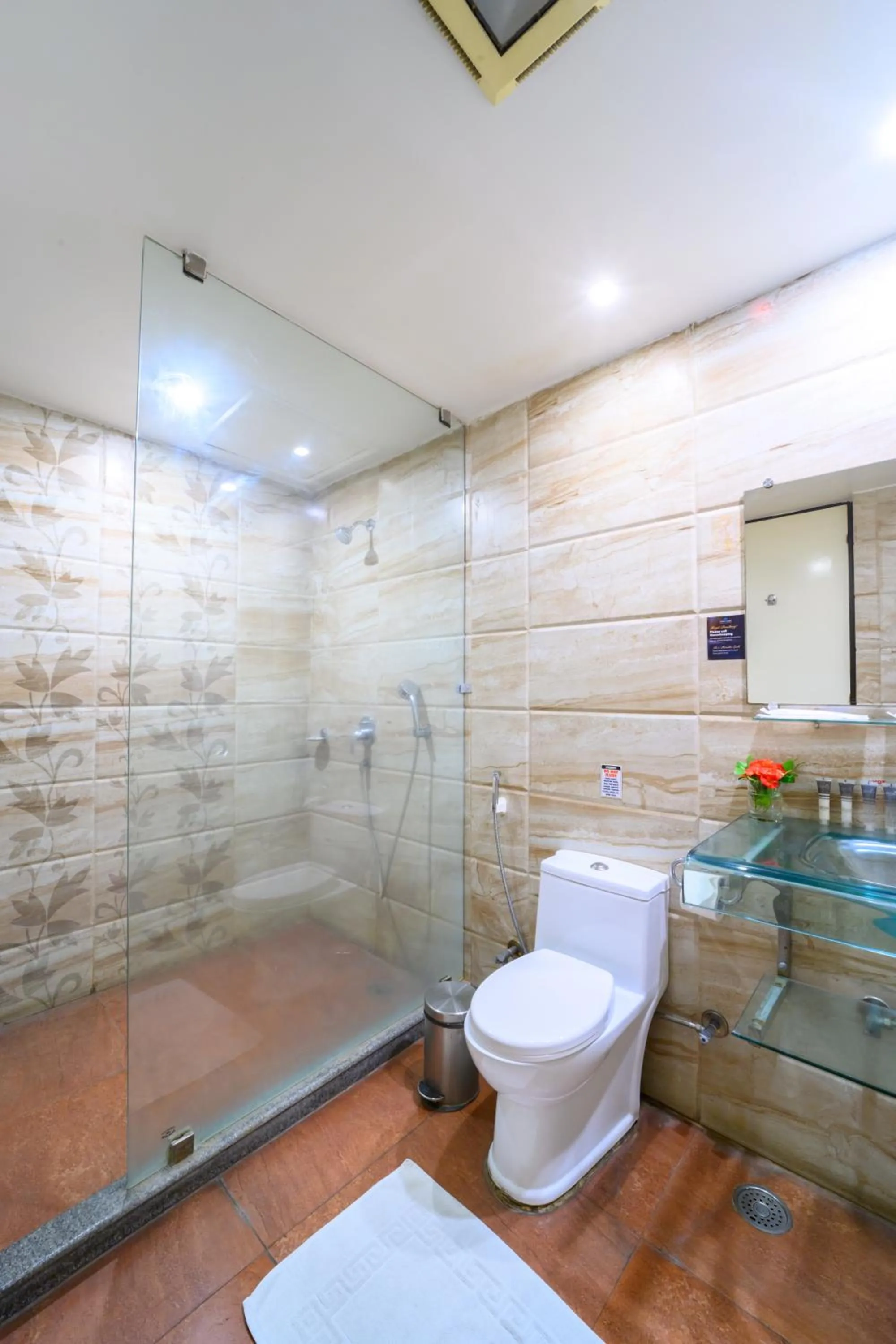 Bathroom in Sinclairs Burdwan