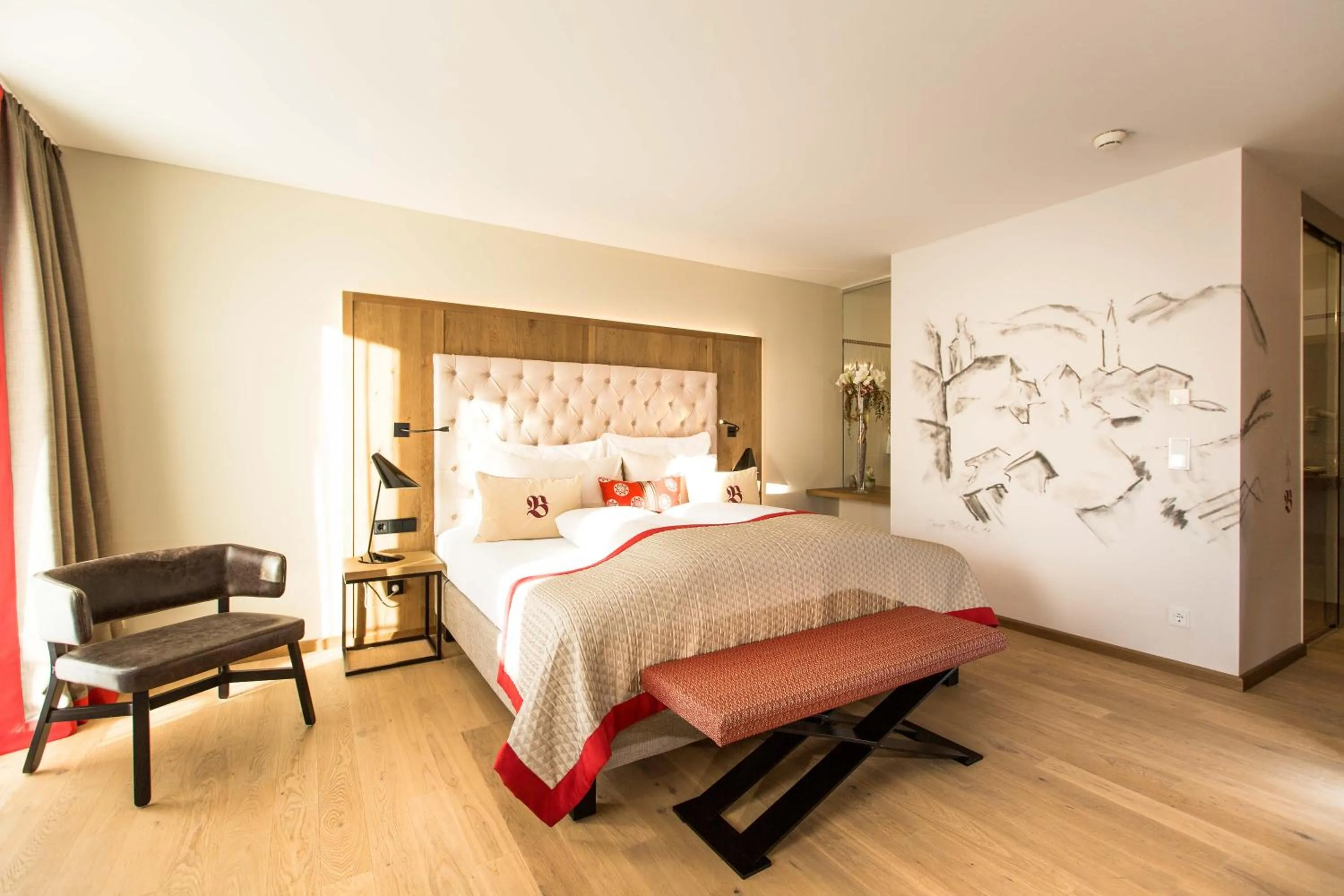 Photo of the whole room, Bed in Sport-Wellnesshotel Bichlhof