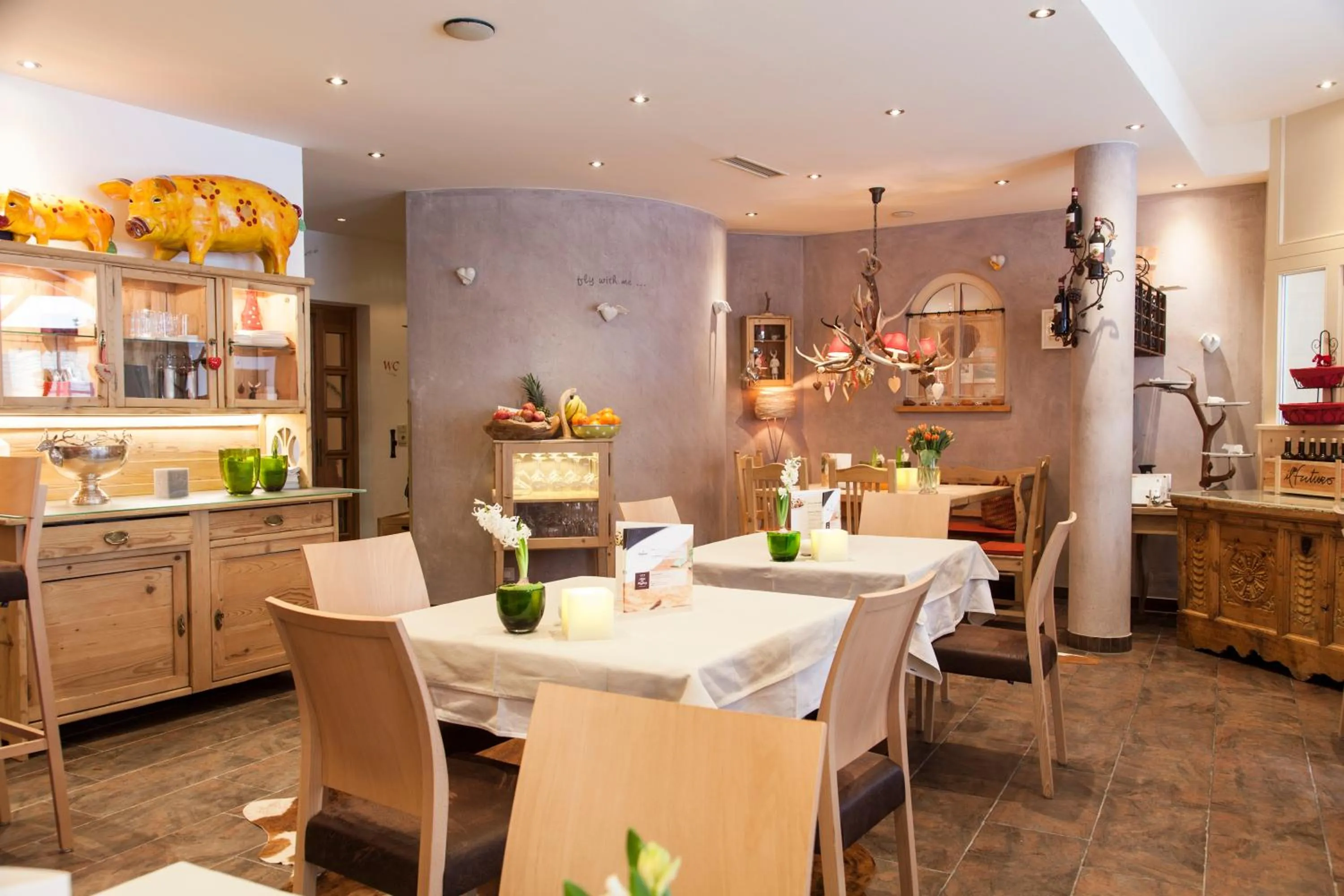 Restaurant/places to eat in AmDorfplatzSuites B&B- Adultsfriendly