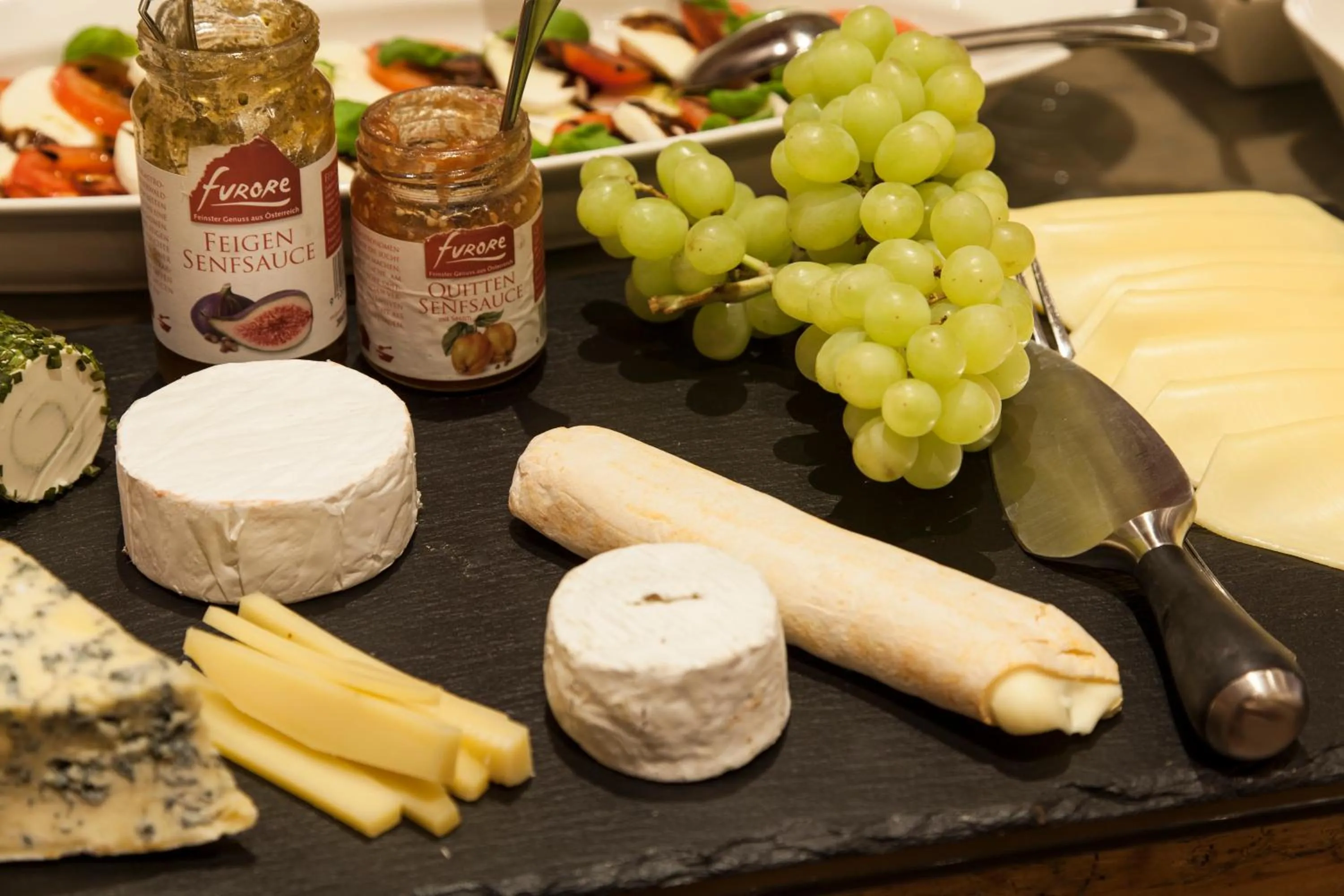 Food in AmDorfplatzSuites B&B- Adultsfriendly