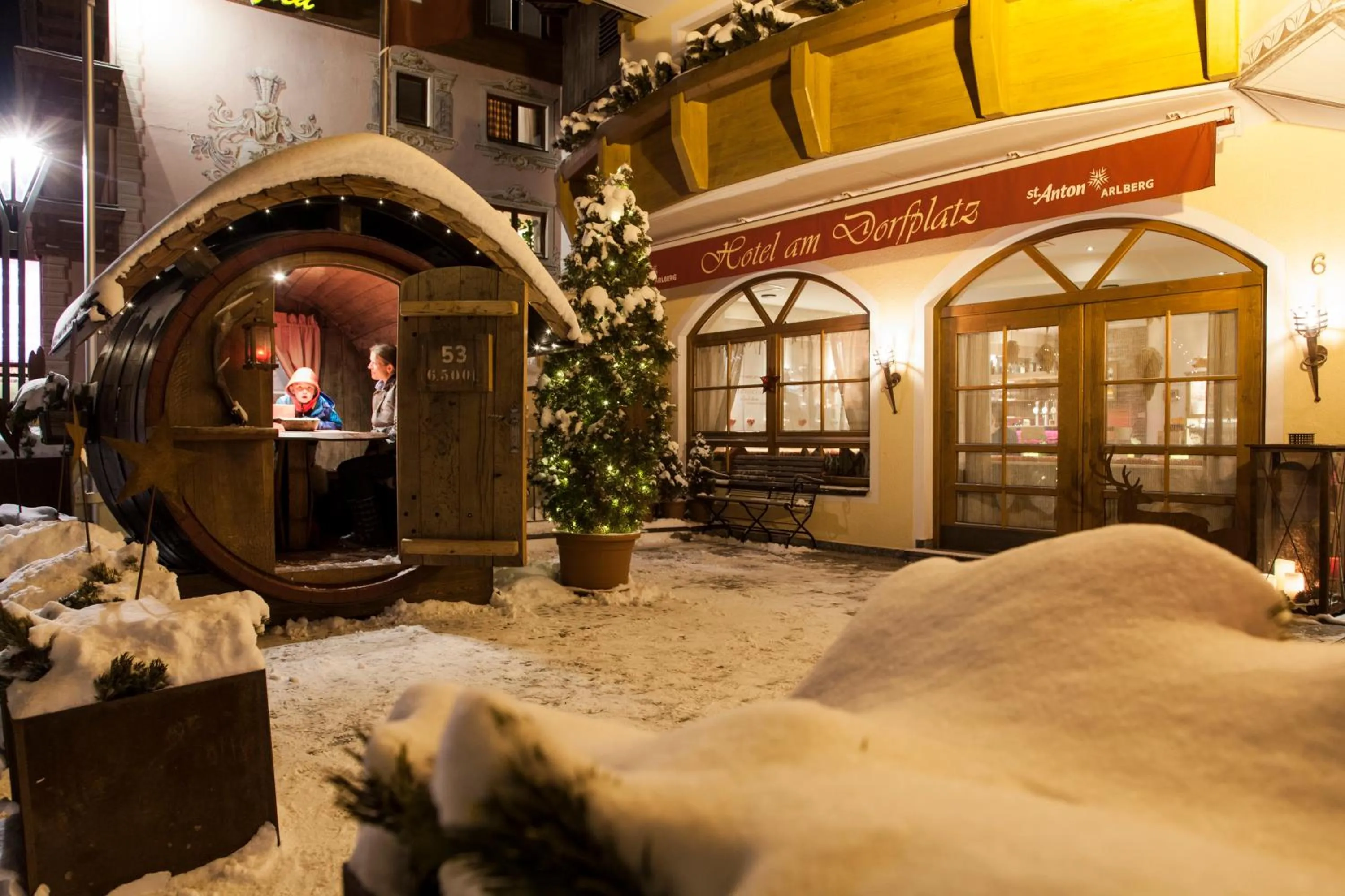 Facade/entrance in AmDorfplatzSuites B&B- Adultsfriendly