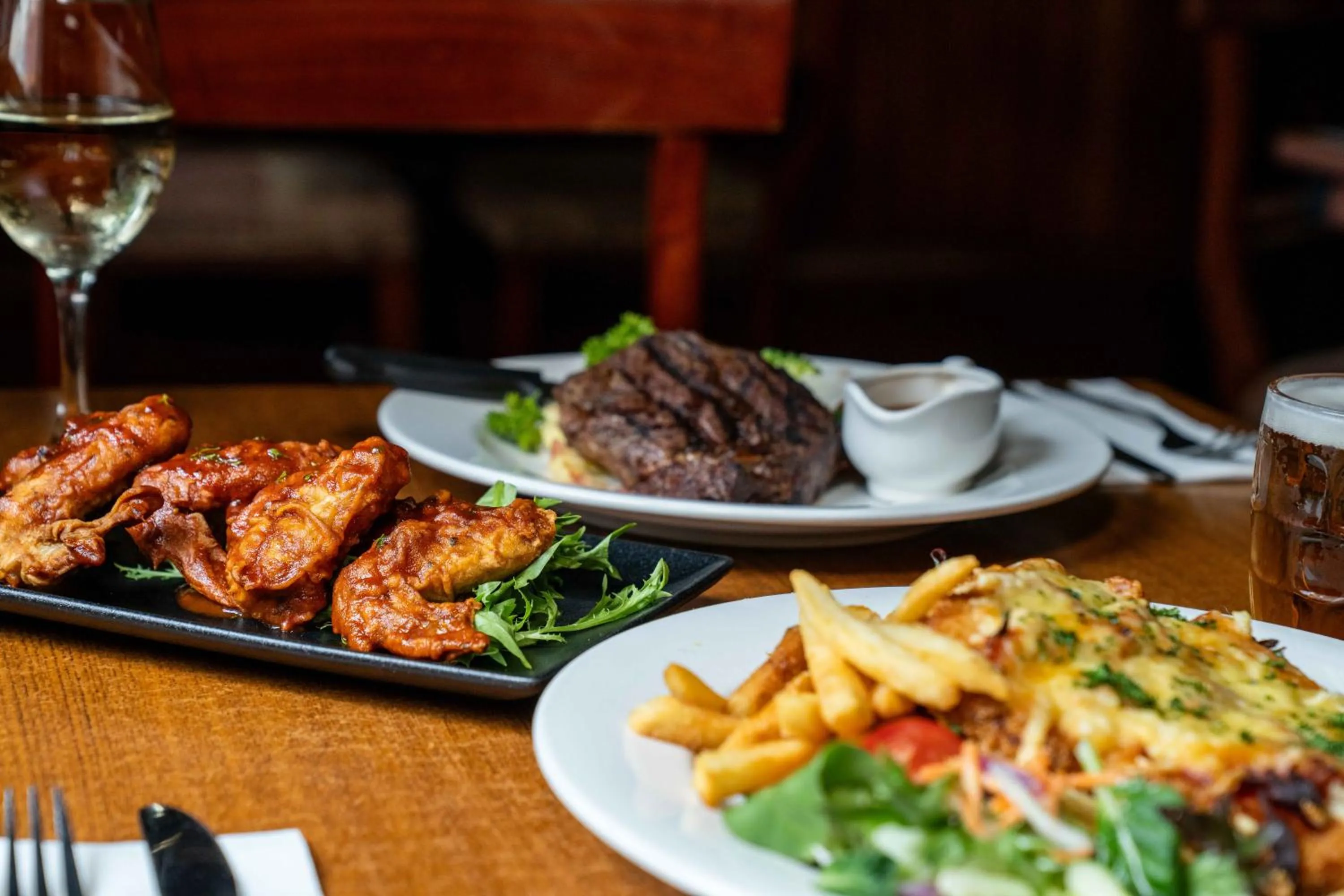 Restaurant/places to eat in Empire Hotel Queenstown